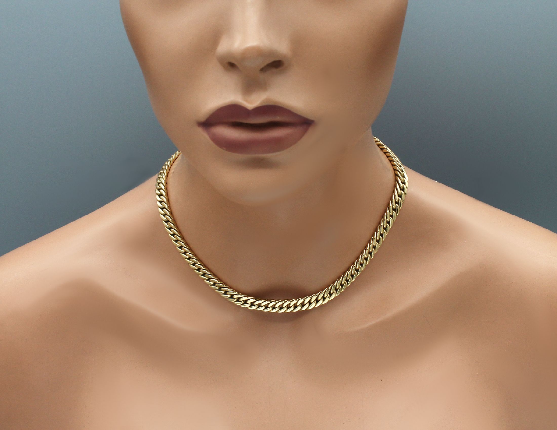 Detail a: 14 kt Gold Flachpanzercollier, GG 585/000, L. ca. 42 cm, Kastenschloß mit Sicherheitsacht, total ca. 30.6 g
