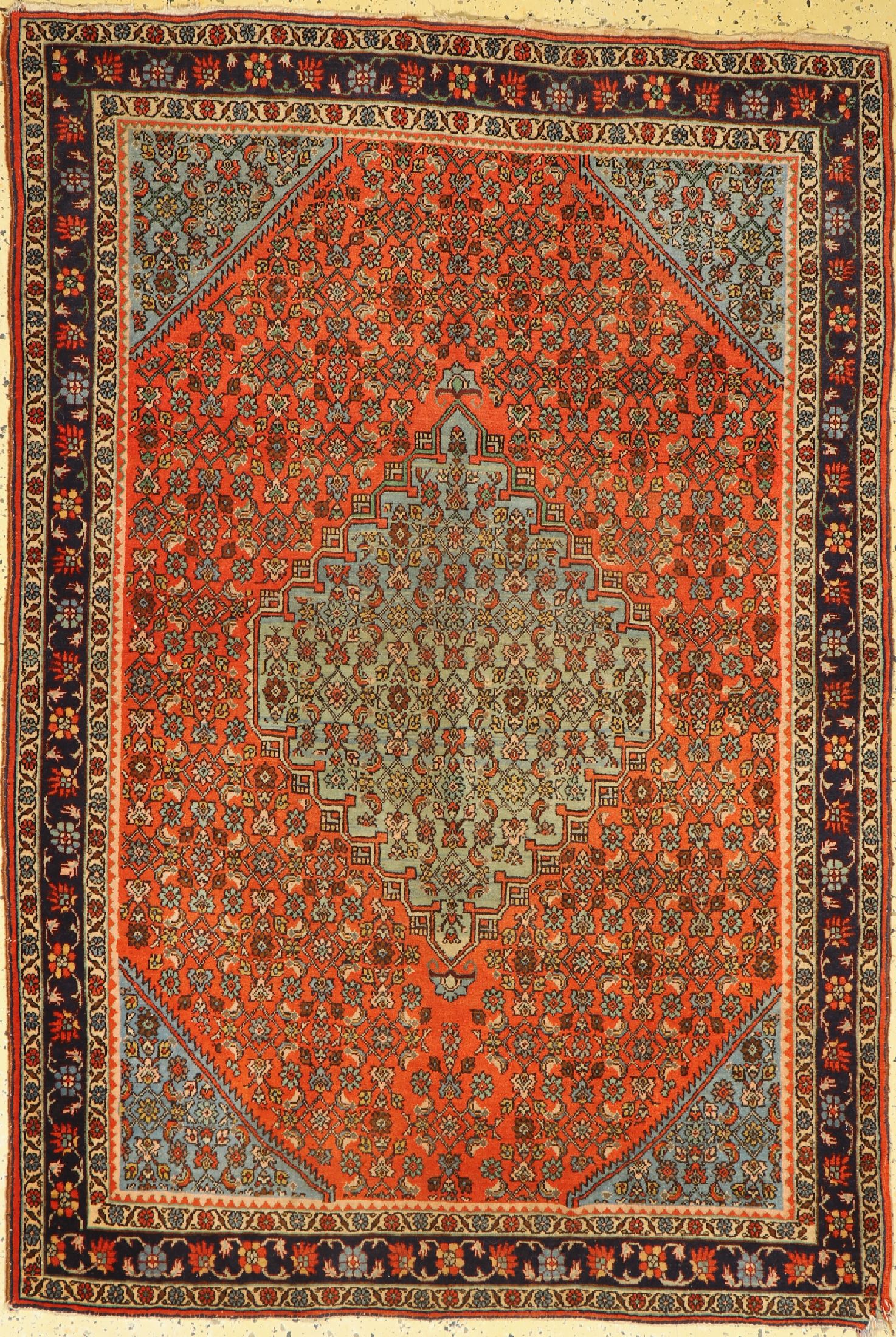 Bidjar alt, Persien, um 1960, Wolle auf Baumwolle, ca. 170 x 118 cm, EHZ: 2(Ecken beschädigt)