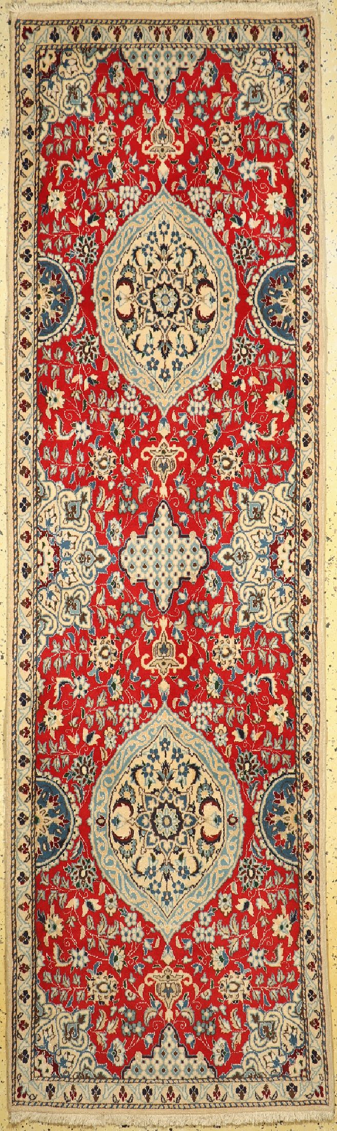 Nain, Persien, ca. 30 Jahre, Wolle auf Baumwolle, ca. 290 x 84 cm, EHZ: 1-2