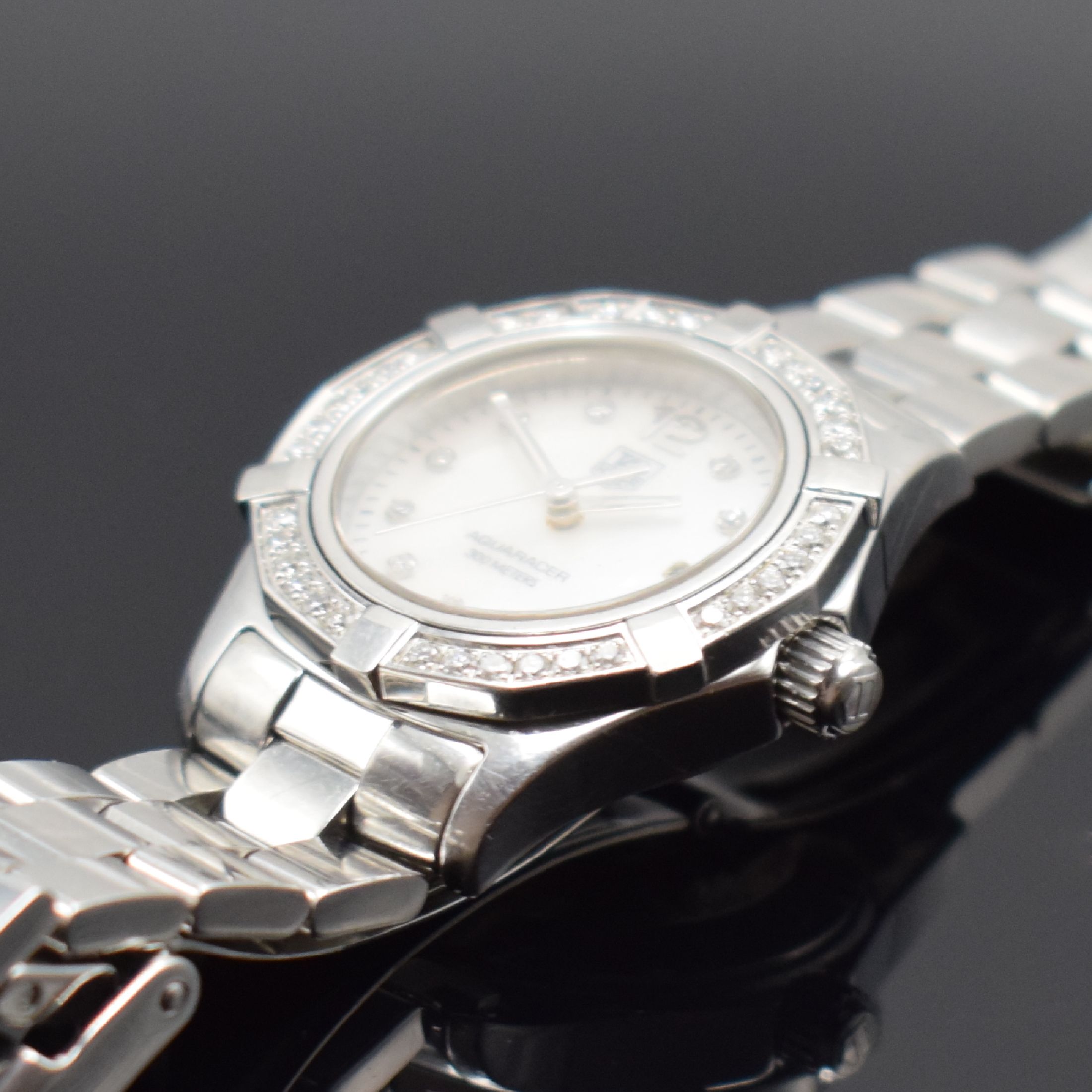 Detail c: TAG HEUER Damenarmbanduhr Aquaracer Lady Referenz WAF1416.BA0813, quarz, Edelstahlgeh. inkl. Gliederband m. Faltschl., eins. drehb. Lünette wie ...