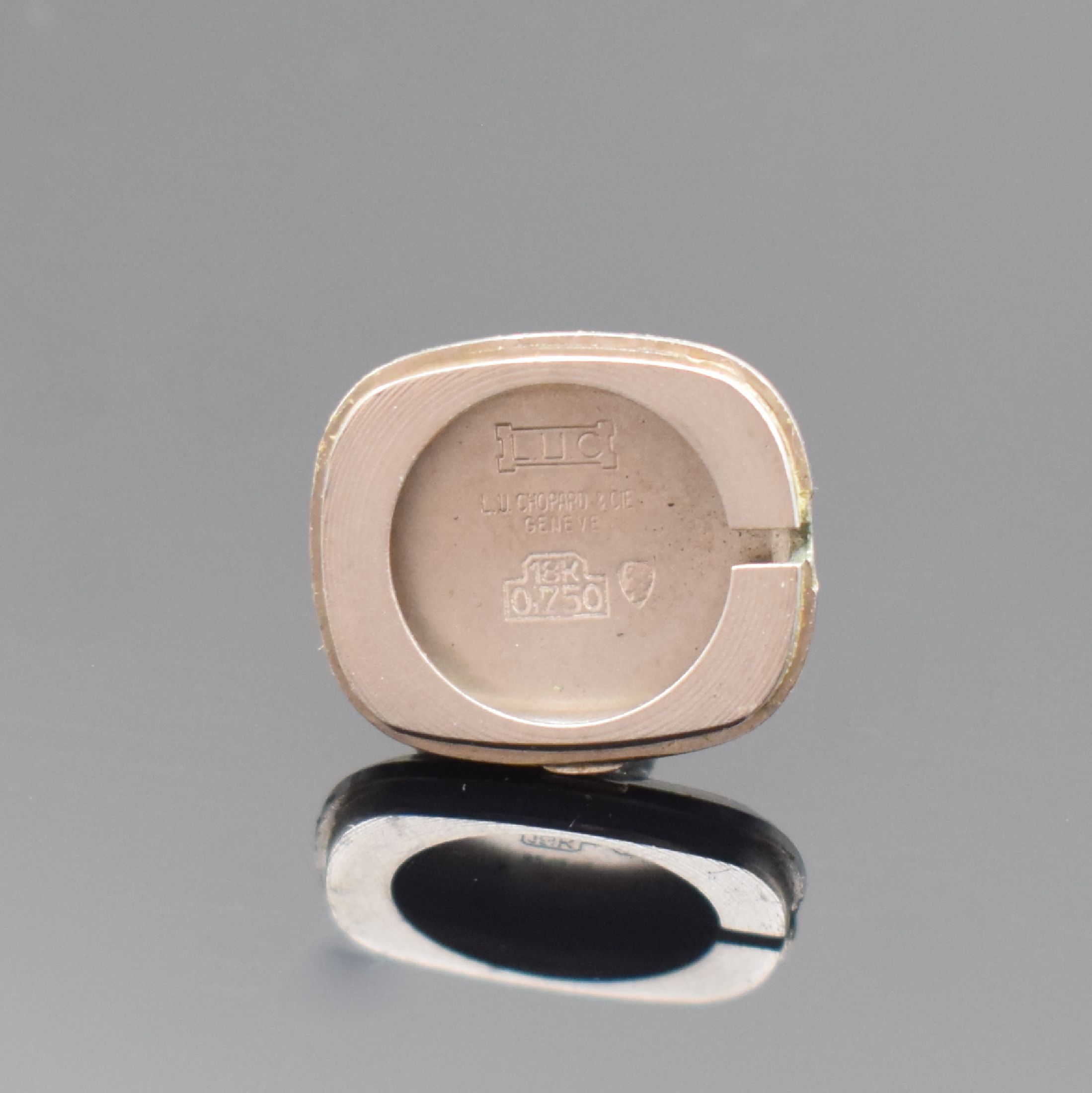 Detail f: CHOPARD Damenarmbanduhr in WG 750/000, Handaufzug, Schweiz um 1970, 2-teil. Geh. an Milanaiseband, Boden aufgedr., Lünette aufw. m. Diamanten ...
