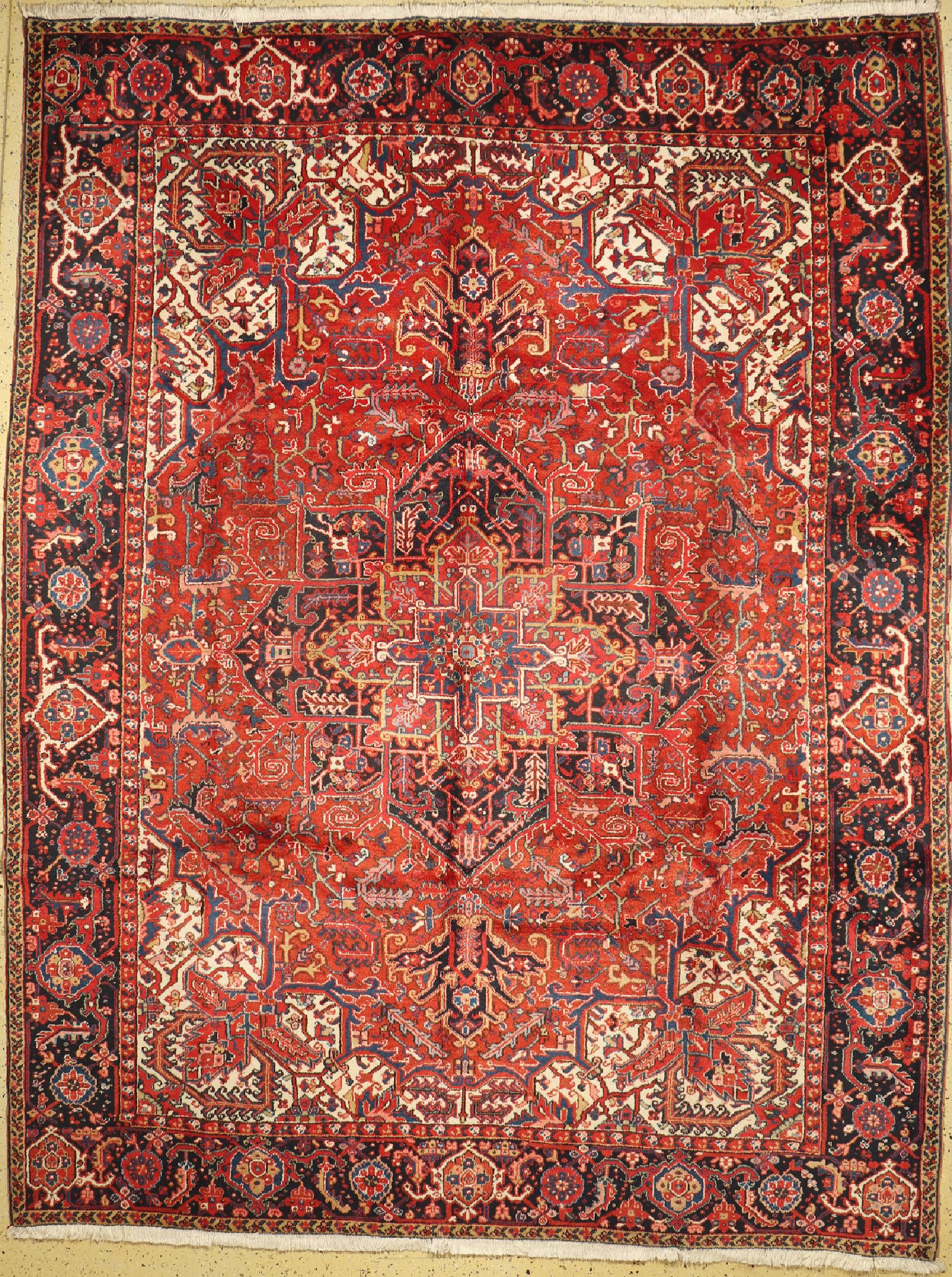 Heriz alt, Persien, um 1960, Wolle auf Baumwolle, ca. 361 x 274 cm, EHZ: 2
