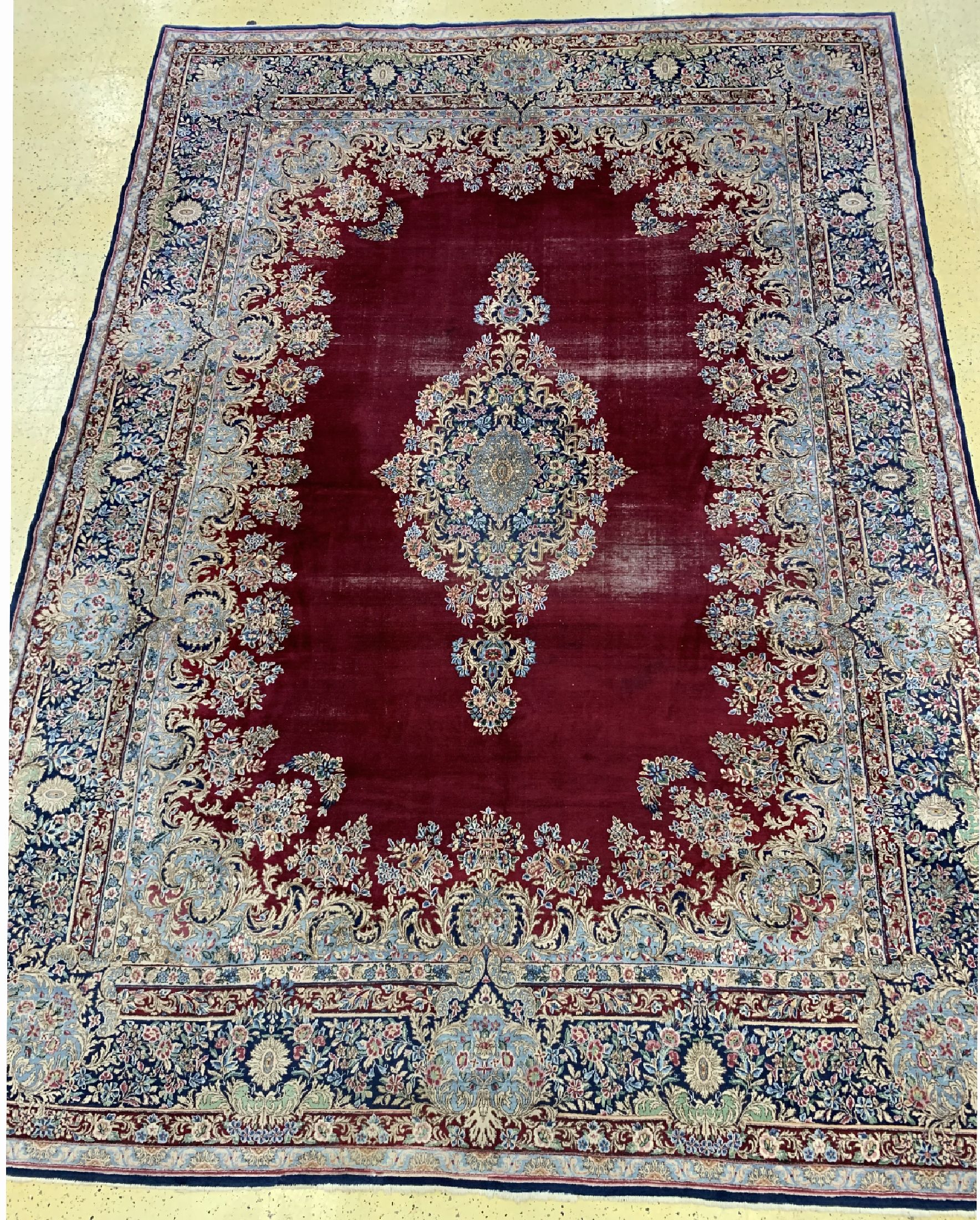 Kerman Lawar alt, Persien, um 1940, Wolle auf Baumwolle, ca. 500 x 360 cm, EHZ: 3