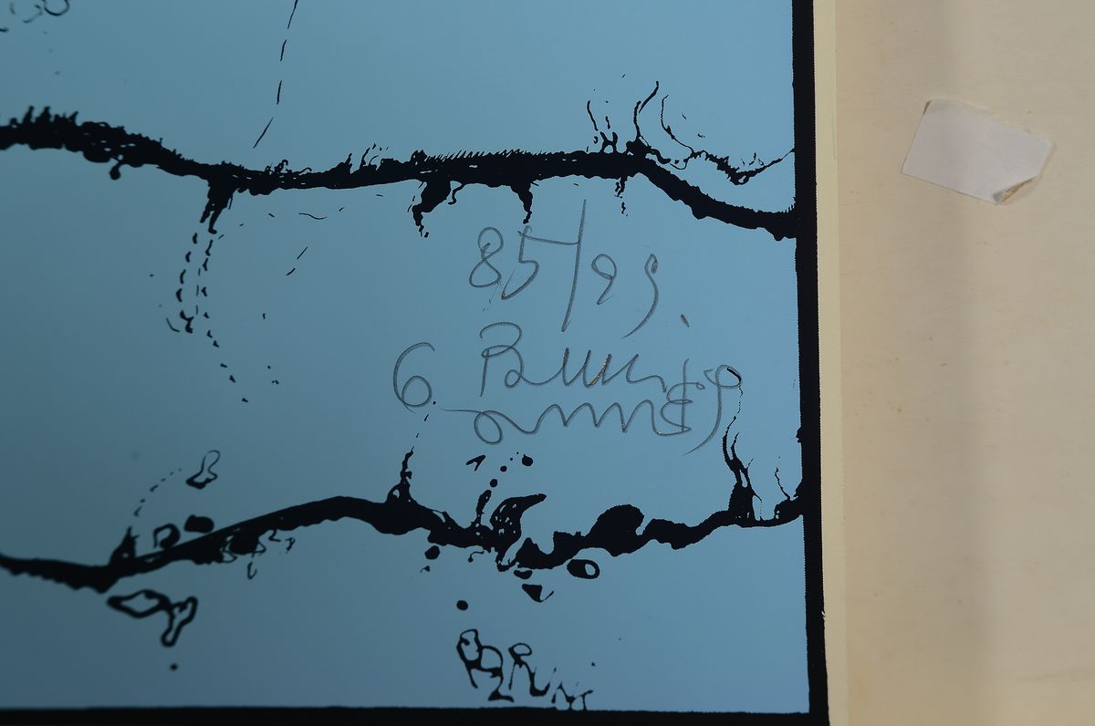 Detail a: Bruno Bruni, geb. 1935, Farbserigrafie auf glatten Karton, Blatt aus dem Mappenwerk "IL Cappotto", handsigniert, num. 85/99, dat (19)69, ...