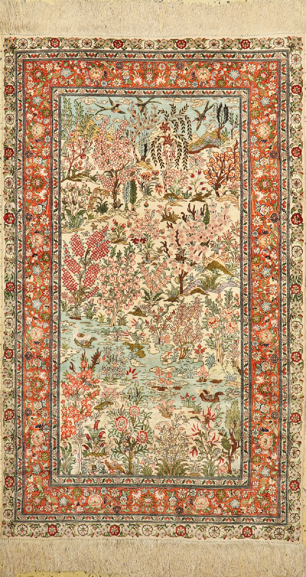 Hereke Seide, China, ca. 40 Jahre, reine Naturseide, ca. 153 x 94 cm, EHZ: 1-2