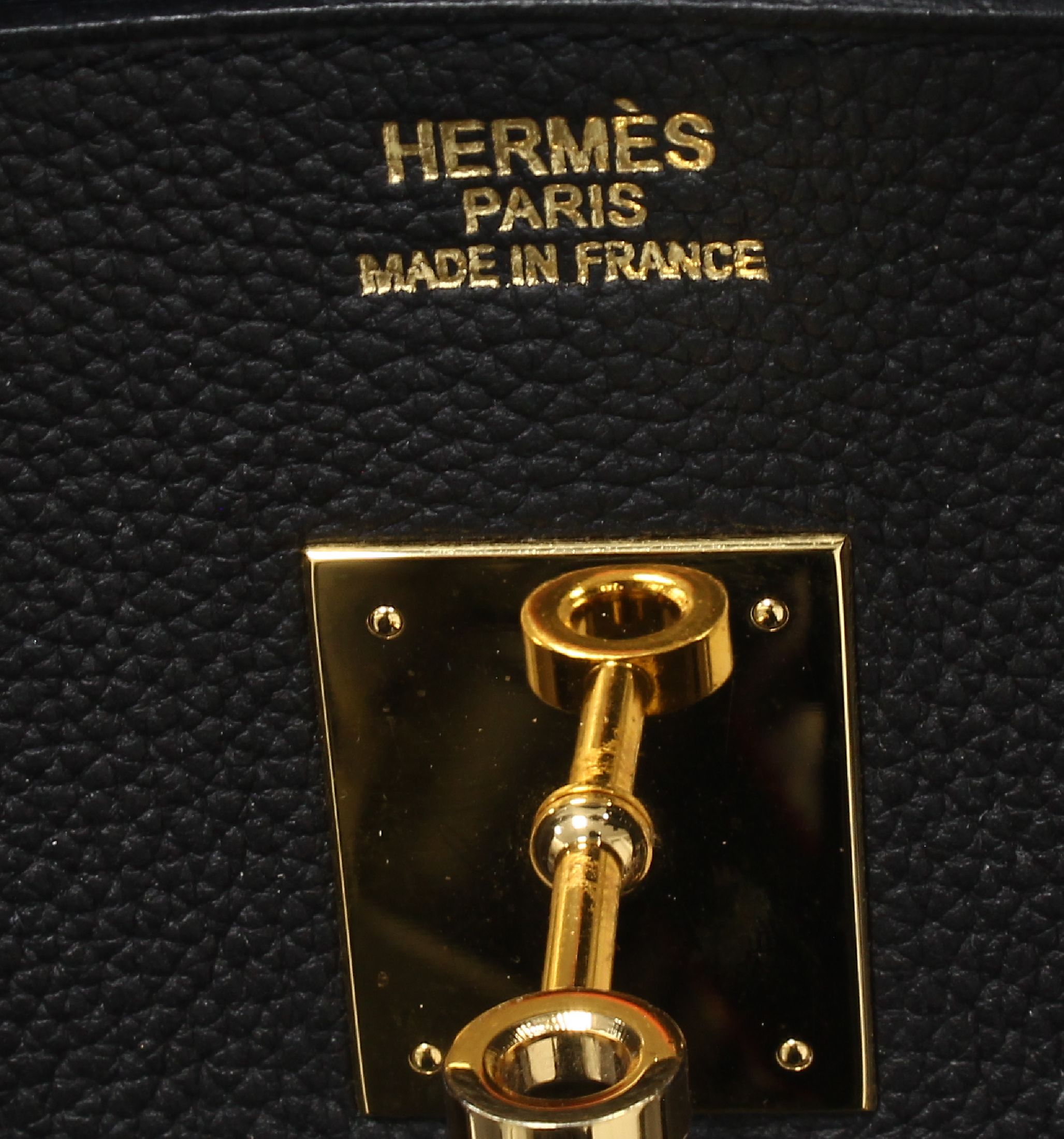 Detail a: HERMES Birkin Bag 35 Twilly, schwarzes Rindsleder, Beschläge Metall verg., 2 Tragehenkel umwickelt jeweils mit Seiden Twillys, schwarz mit farbigem ...