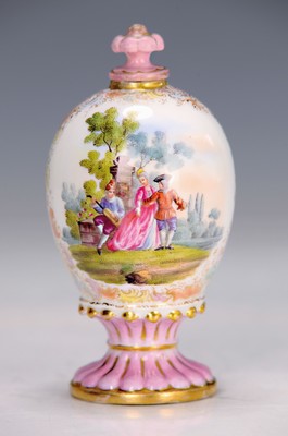 Image Bottle in the shape of an egg, KPM Berlin, around 1850, house painting, porcelain, ...