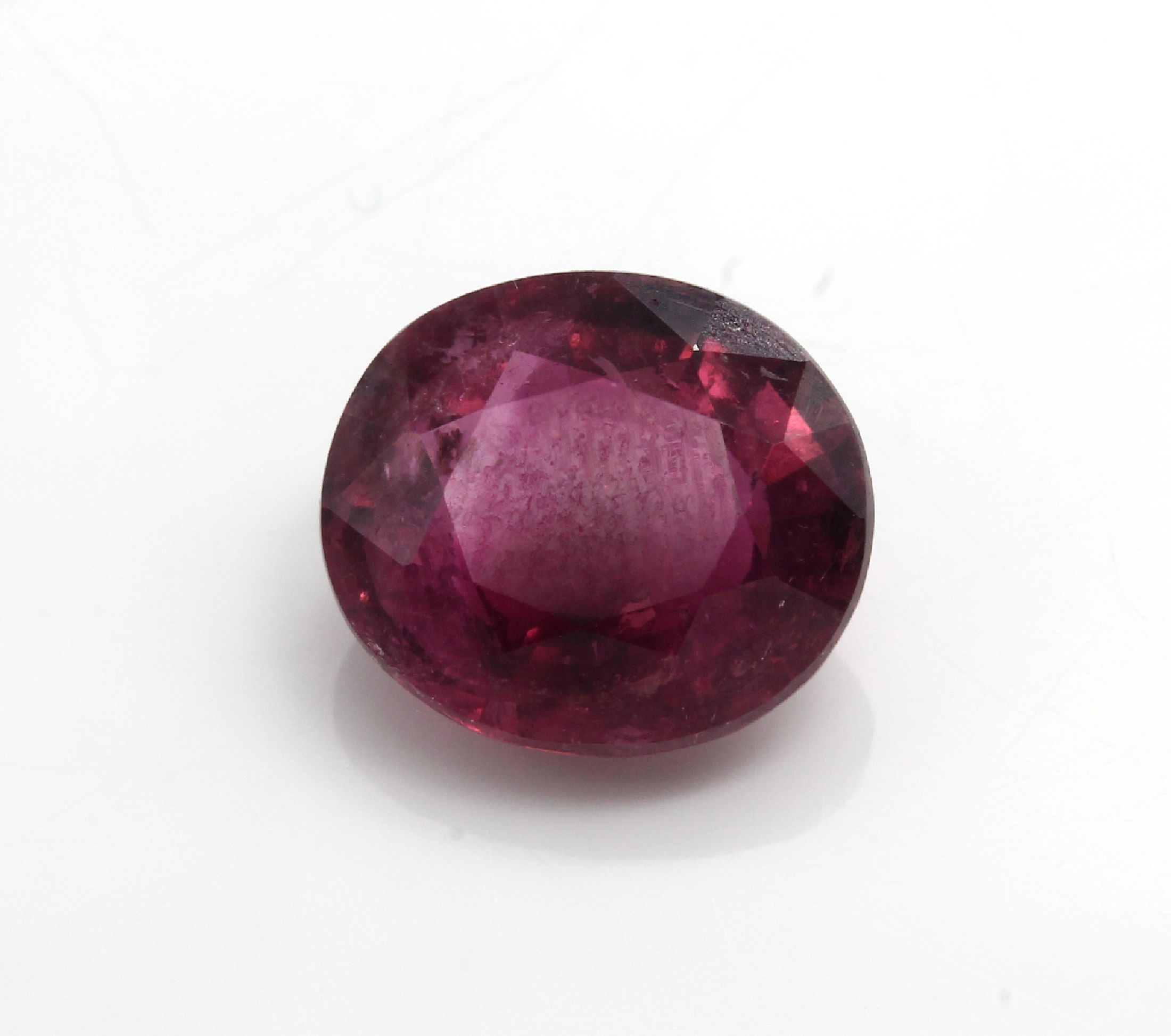 Loser ovalfacett. Rubellit ca. 3.2 ct