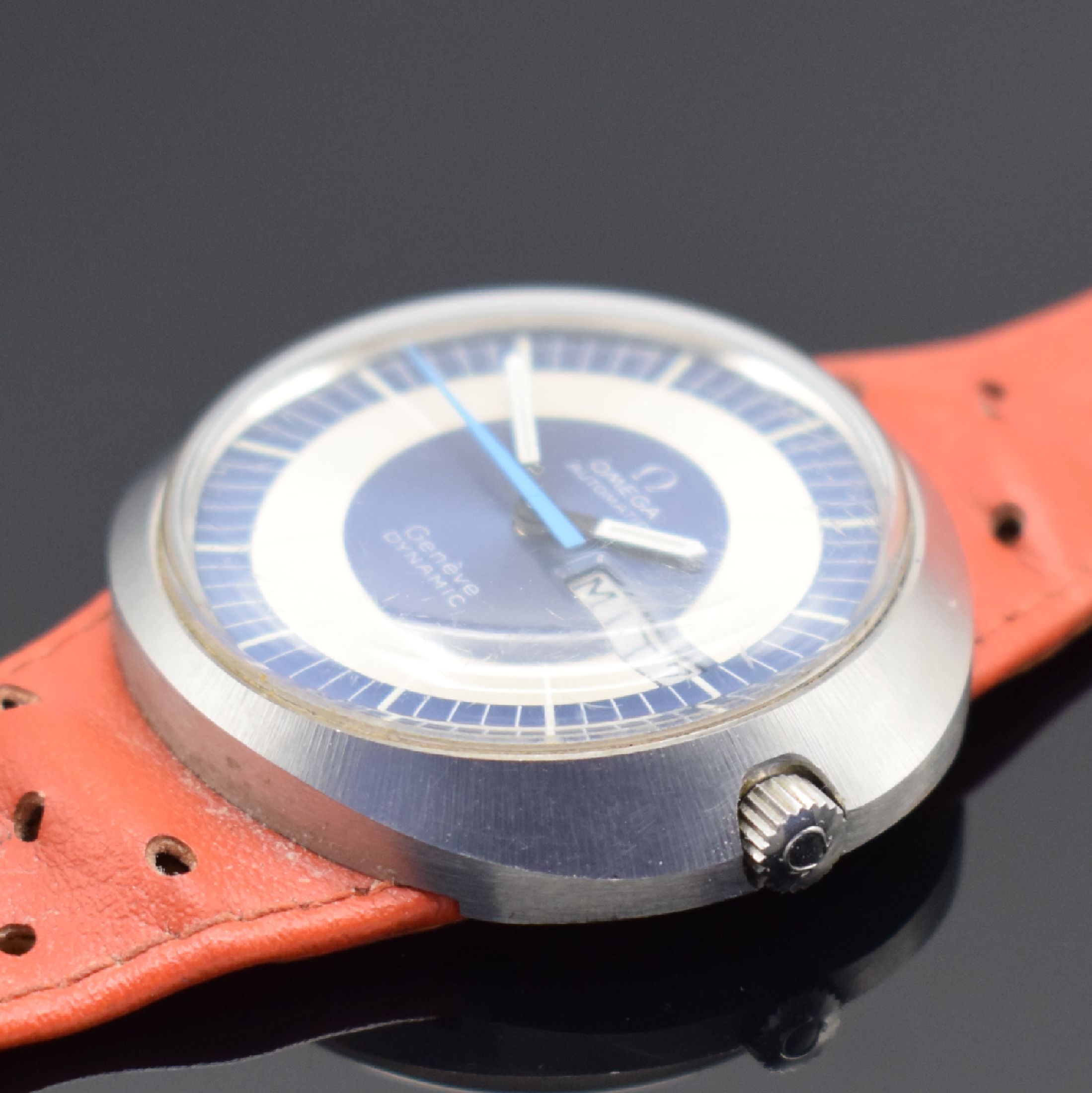 Detail c: OMEGA Geneve Dynamic gut erhaltene Herrenarmbanduhr in Stahl Referenz ST 166.079, Schweiz um 1968, Automatik, quer- ovales Geh., orig. Lederband m. ...