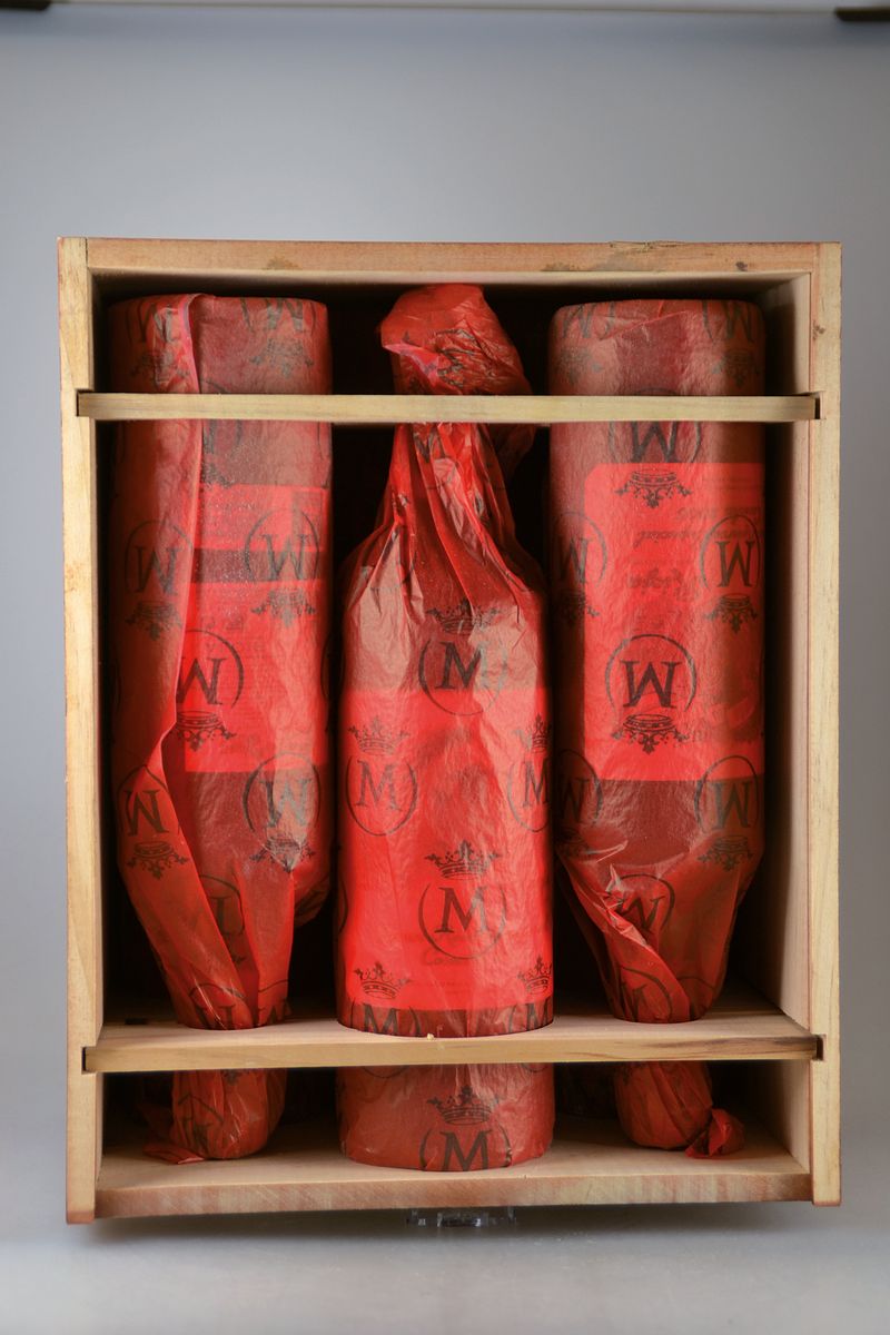 Detail a: 6 Flaschen 2005 Castillo Ygay, Marques de Murrieta, ca. 750ml, High Fill, in Original-Holzkiste