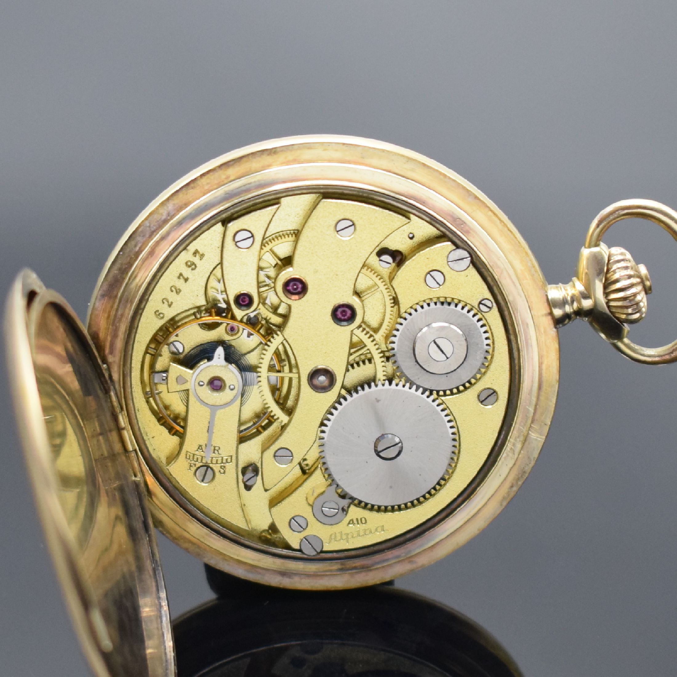 Detail f: ALPINA Savonette Herrentaschenuhr in GG 585/000, Schweiz um 1920, glattes 2-Deckel Goldgeh., Cuvette mit Widmungsgrav., Emailzifferbl., Breguetzahlen ...