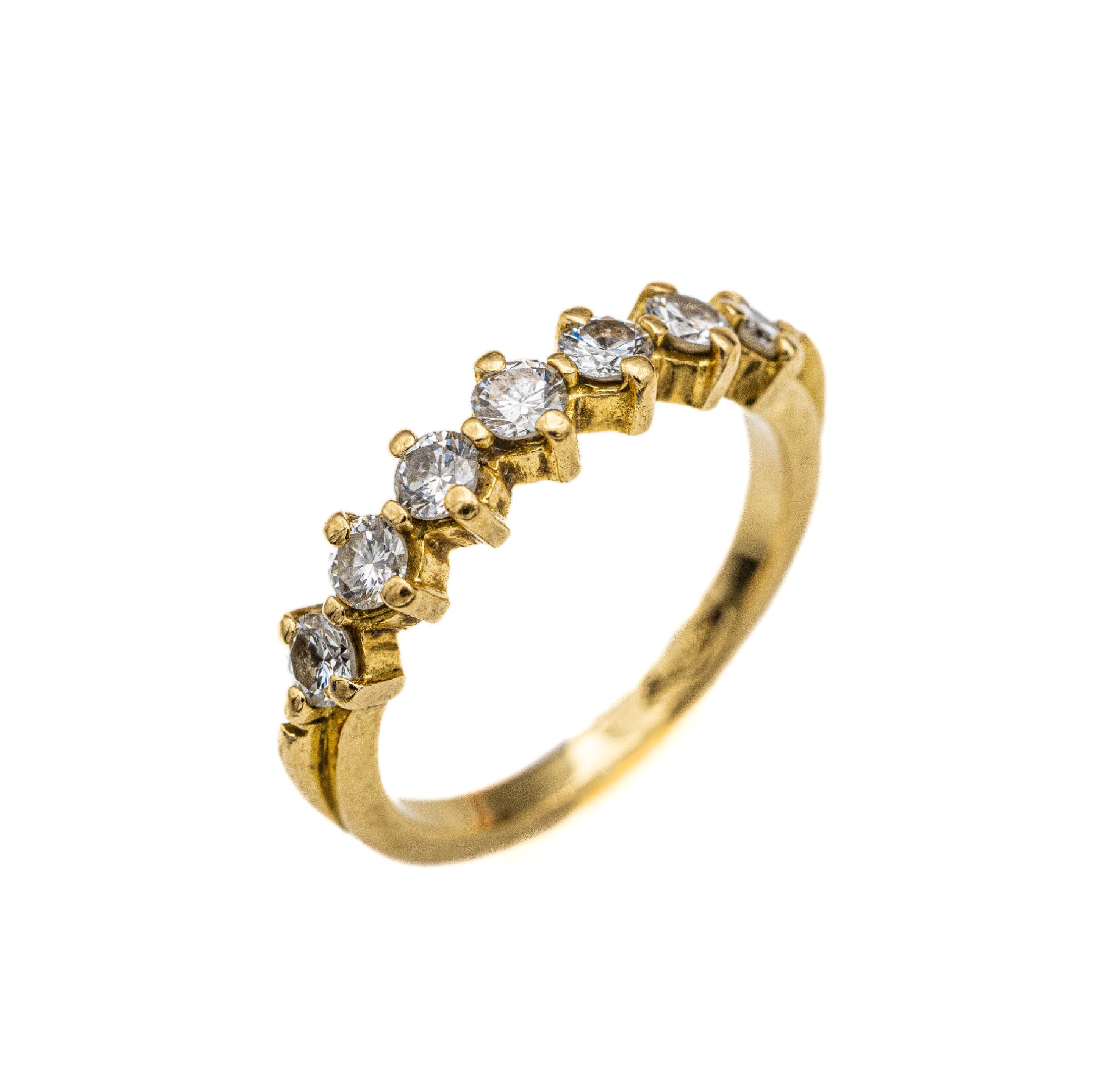 18 kt Gold Brillant-Ring, GG 750/000, 7 Brillanten zus. ca. 0.70 ct Weiß/vs, ca. 3.7 g, RW 53