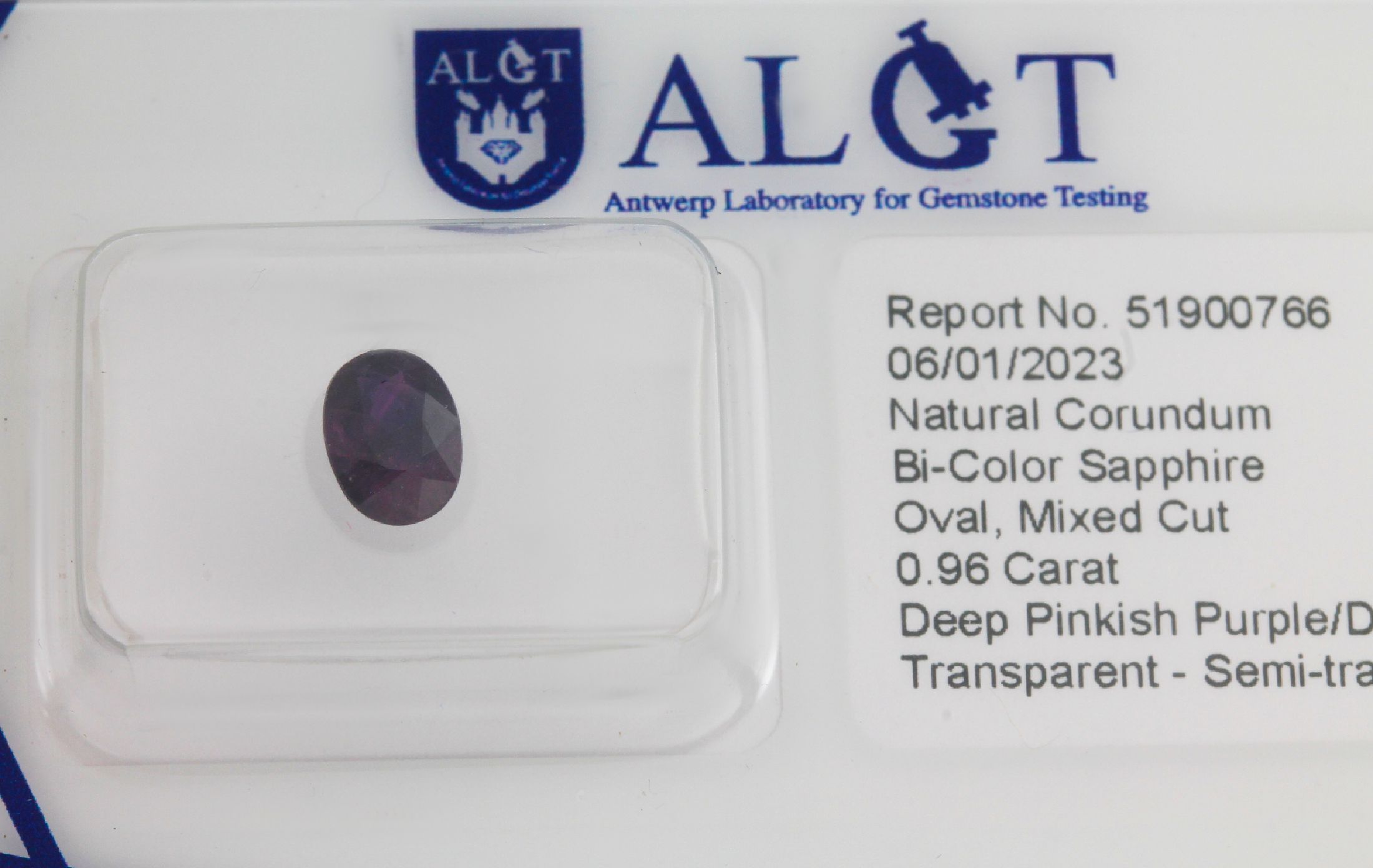 Detail f: Konvolut 6 Saphire, alle mit ALGT Expertise: 1 x facett. Saphir-Tropfen ca. 1.51 ct, Yellowish Green, unbehandelt; 1 x ovalfacett. Saphir ca. 0.91 ...