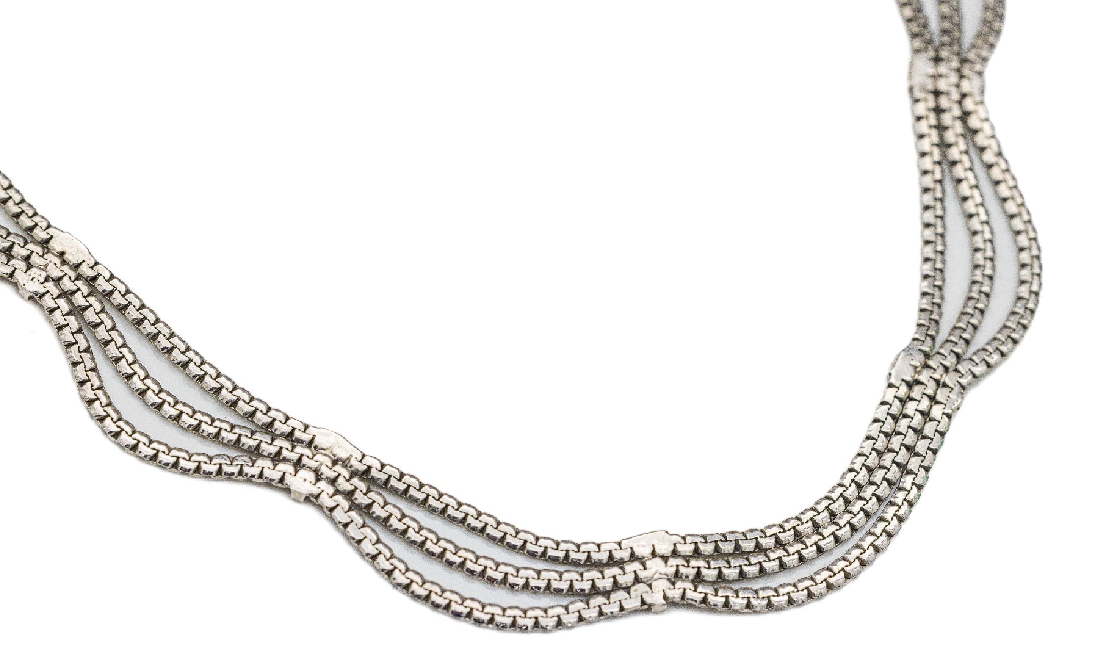 14 kt Gold Collier, ca. 24.6 g, WG 585/000,3 reihig, L. ca. 46 cm, Kastenschloß mit Sicherheitsacht