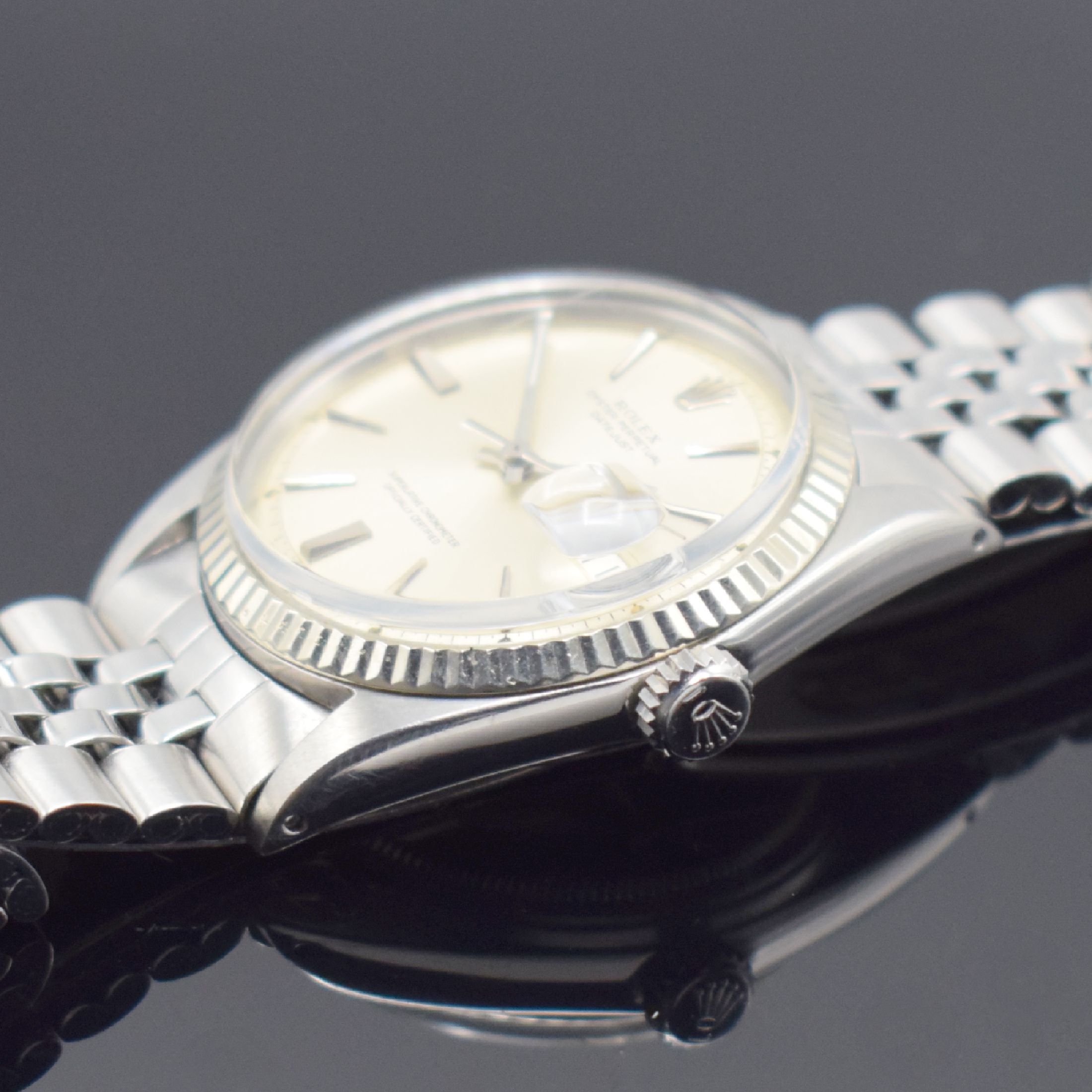 Detail c: ROLEX Herrenarmbanduhr Oyster Perpetual Datejust Referenz 1601, Schweiz um 1964, Automatik, verschr. Oystergeh., WG-Lünette, gefaltetes Jubileeband ...