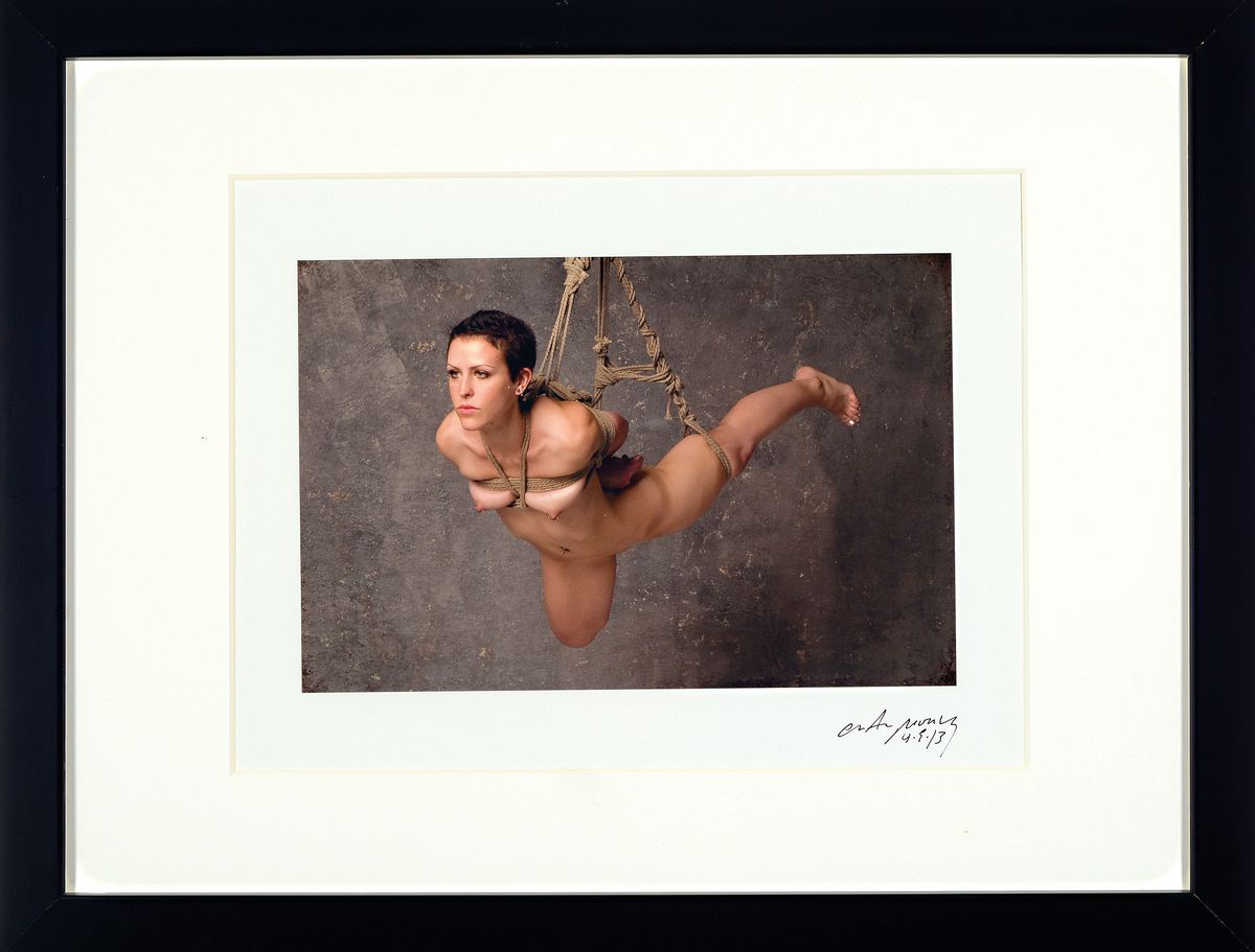 Detail k: Craig Morey, geb. 1952 Fort Wayne, Indiana, USA, 3 Aktfotografien auf Fotopapier, jeweils handsigniert und nummeriert, verso mit handsigniertem ...