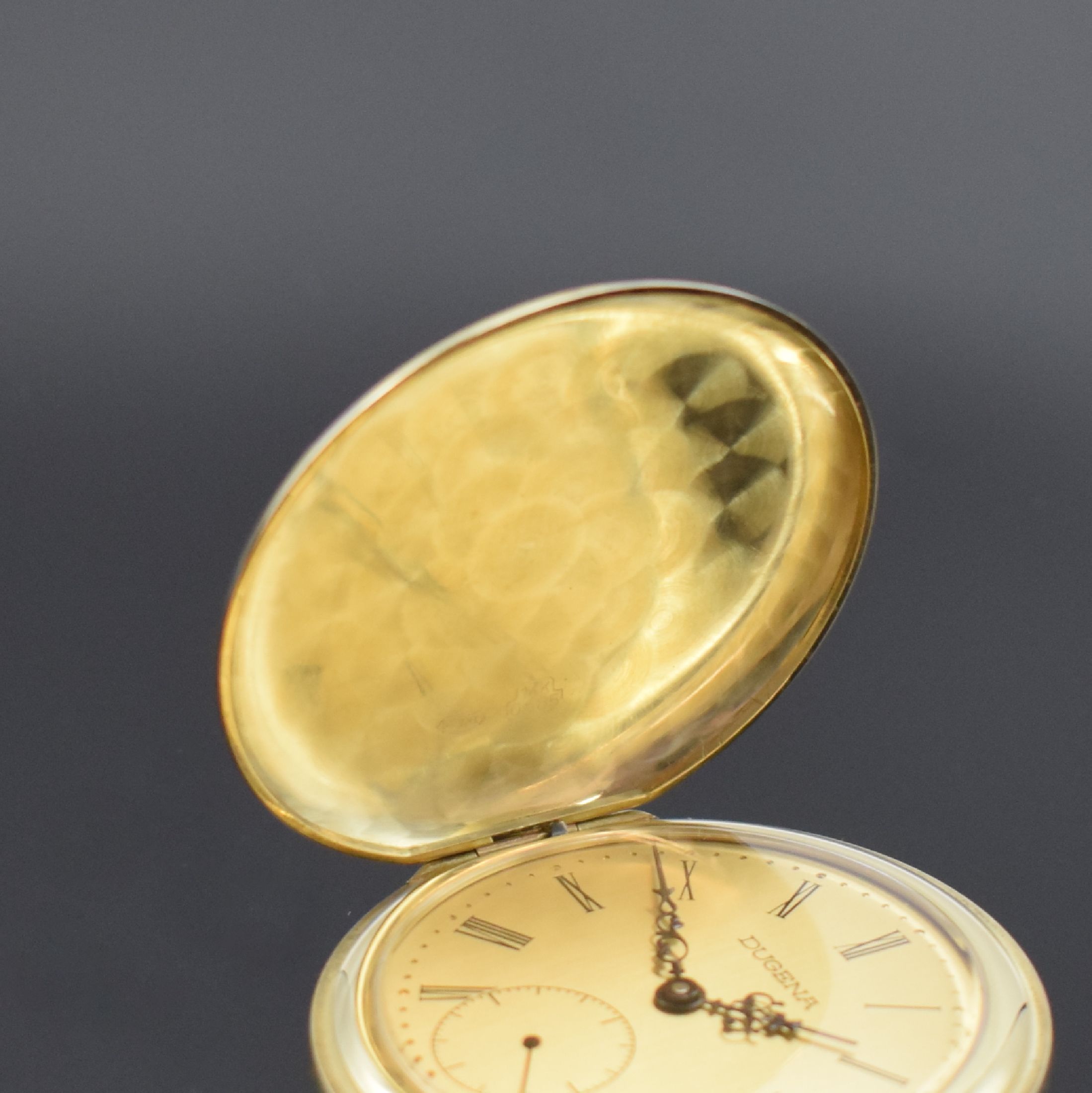 Detail a: DUGENA Savonette in GG 585/000, Schweiz um 1985, Handaufzug, 2-Deckel Goldgeh., Boden aufgedr., gold. Zifferbl. m. röm. Zahlen, Louis-Zeiger, Kal. ...