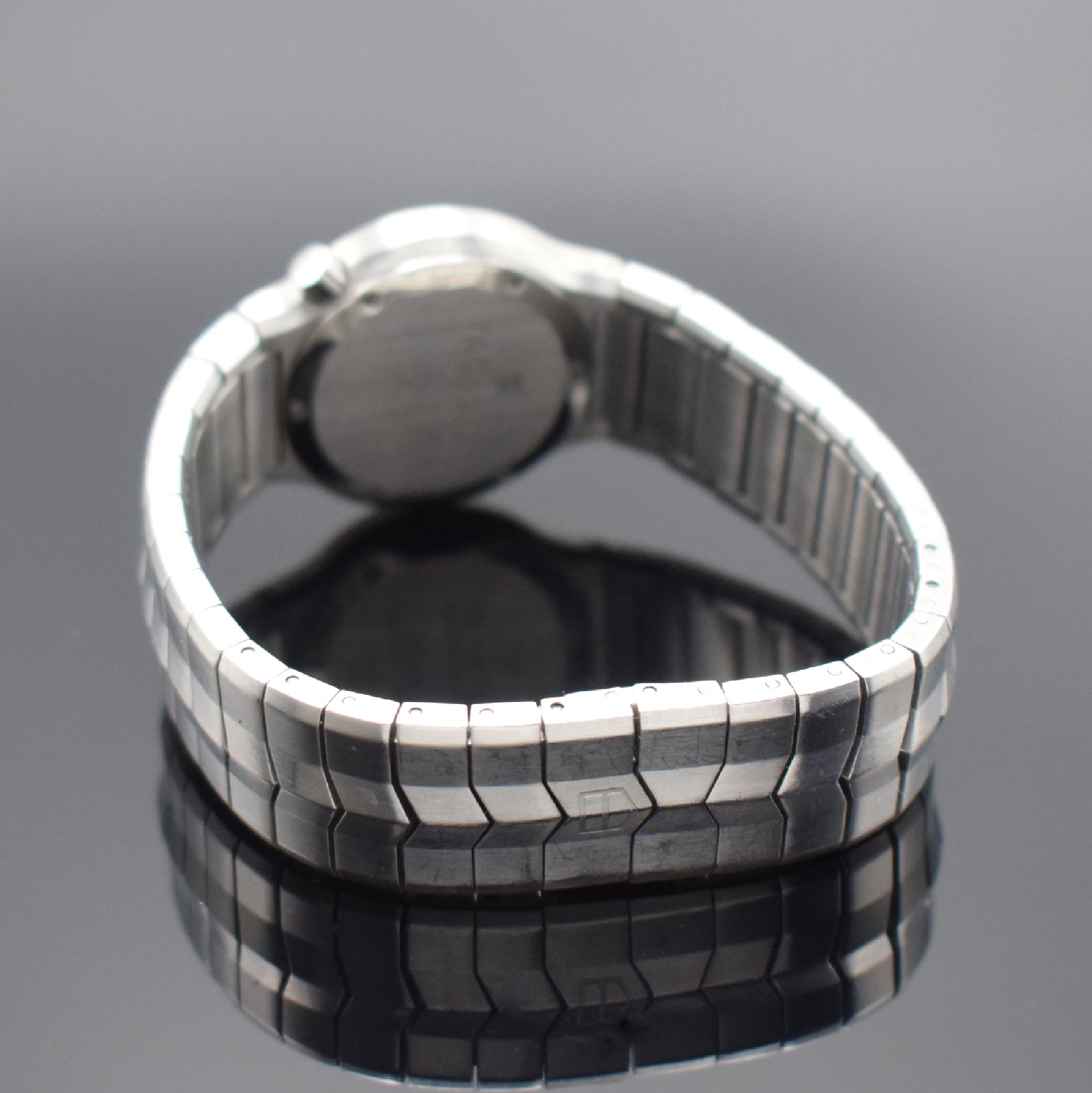 Detail b: TAG HEUER Damenarmbanduhr Alter Ego Referenz WP1312, Schweiz um 2005, quarz, Edelstahlgeh. inkl. Gliederband m. dopp. Faltschl., Boden 6-fach ...