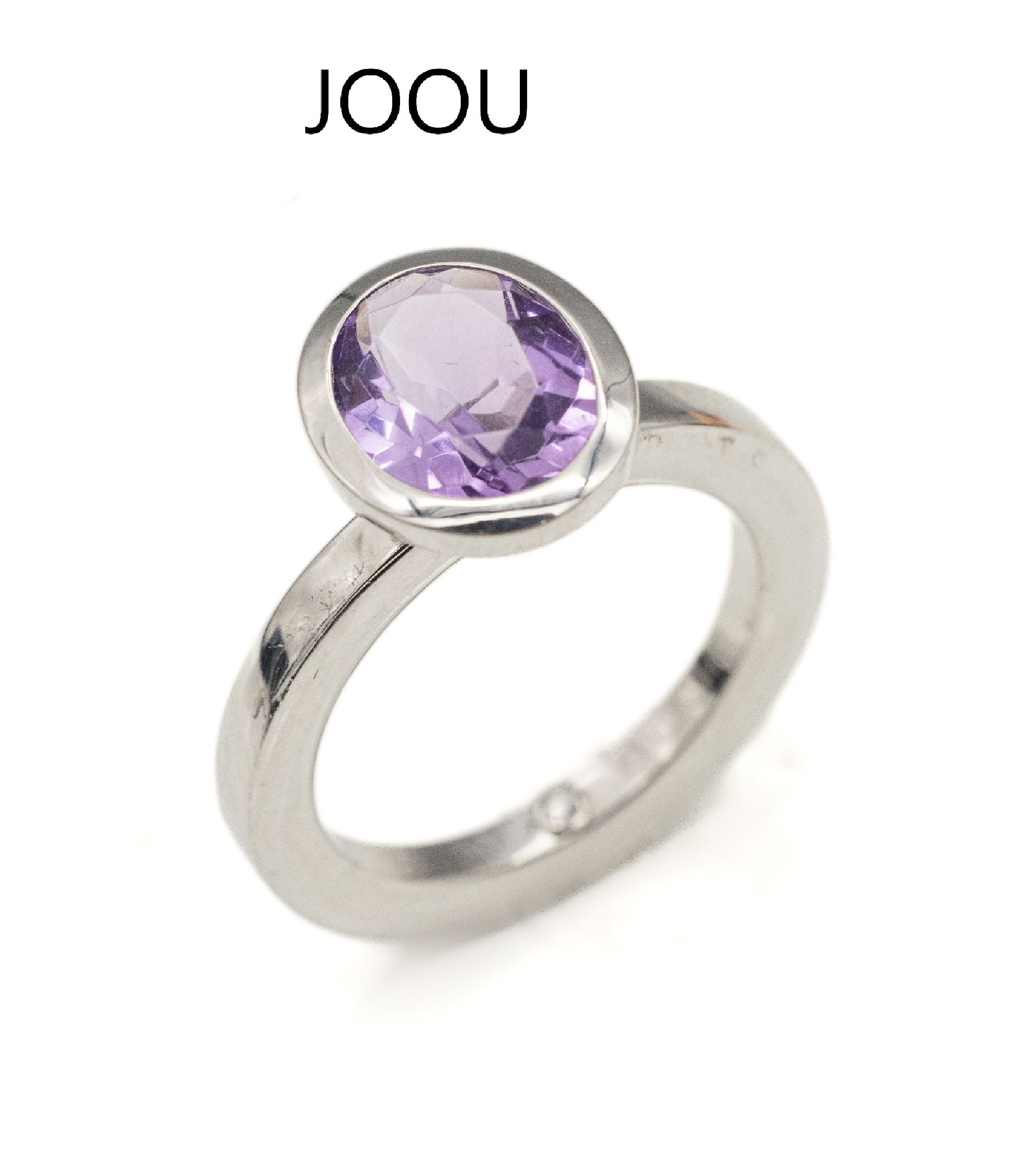 18 kt Gold JOOU Amethyst-Ring, WG 750/000, ovalfacett. Amethyst ca. 2.15 ct, RW 54, ca. 8.2 g, sign.