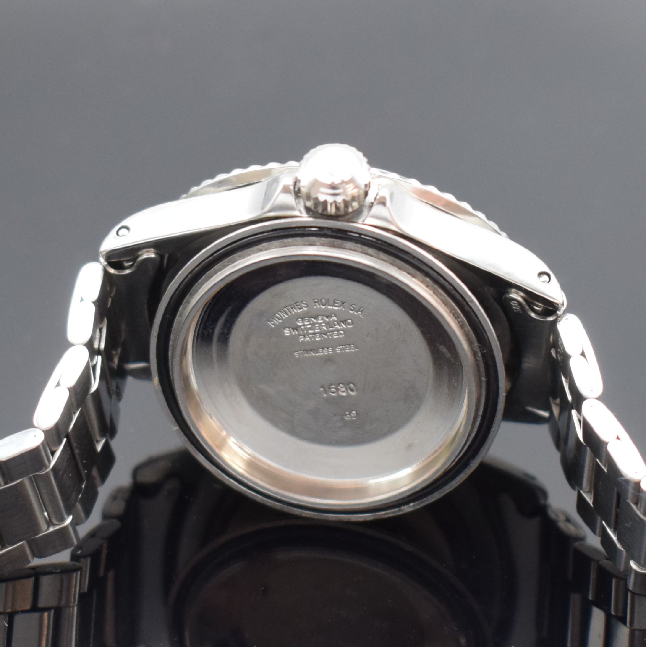 Detail i: ROLEX "Red" Submariner MK II Referenz 1680 seltene Herrenarmbanduhr in Edelstahl mit original Papieren "Double Punched Papers", ...
