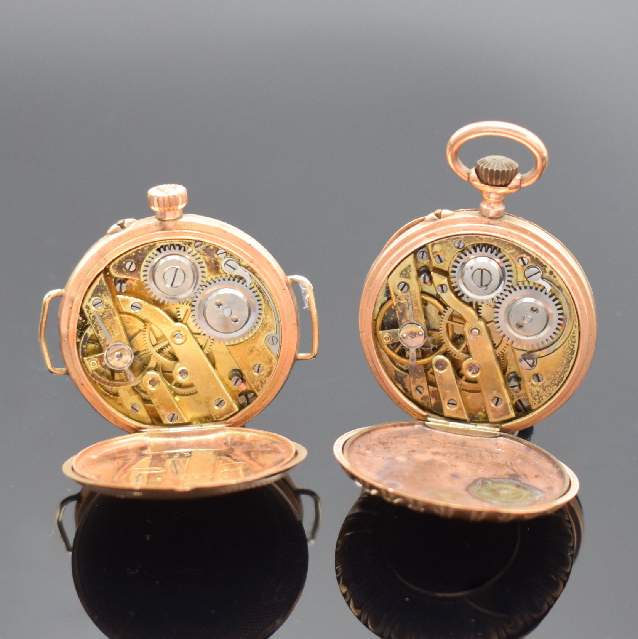 Detail e: 2 Damentaschenuhren in RG 585/000, Schweiz um 1900, 1x Umbau zur Armbanduhr später, Handaufzug, beide m. Emailzifferbl. u. Zylinderhemmung, arab. ...