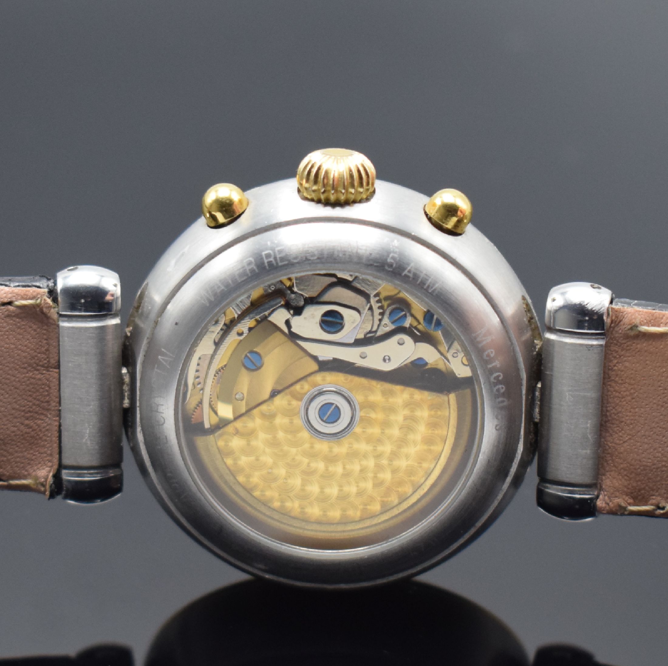 Detail d: MERCEDES BENZ Armbandchronograph, Automatik, Schweiz um 1998, sat. Edelstahl/Gold kombiniert, neutr. Lederband m. Faltschl., beids. vergl., ...