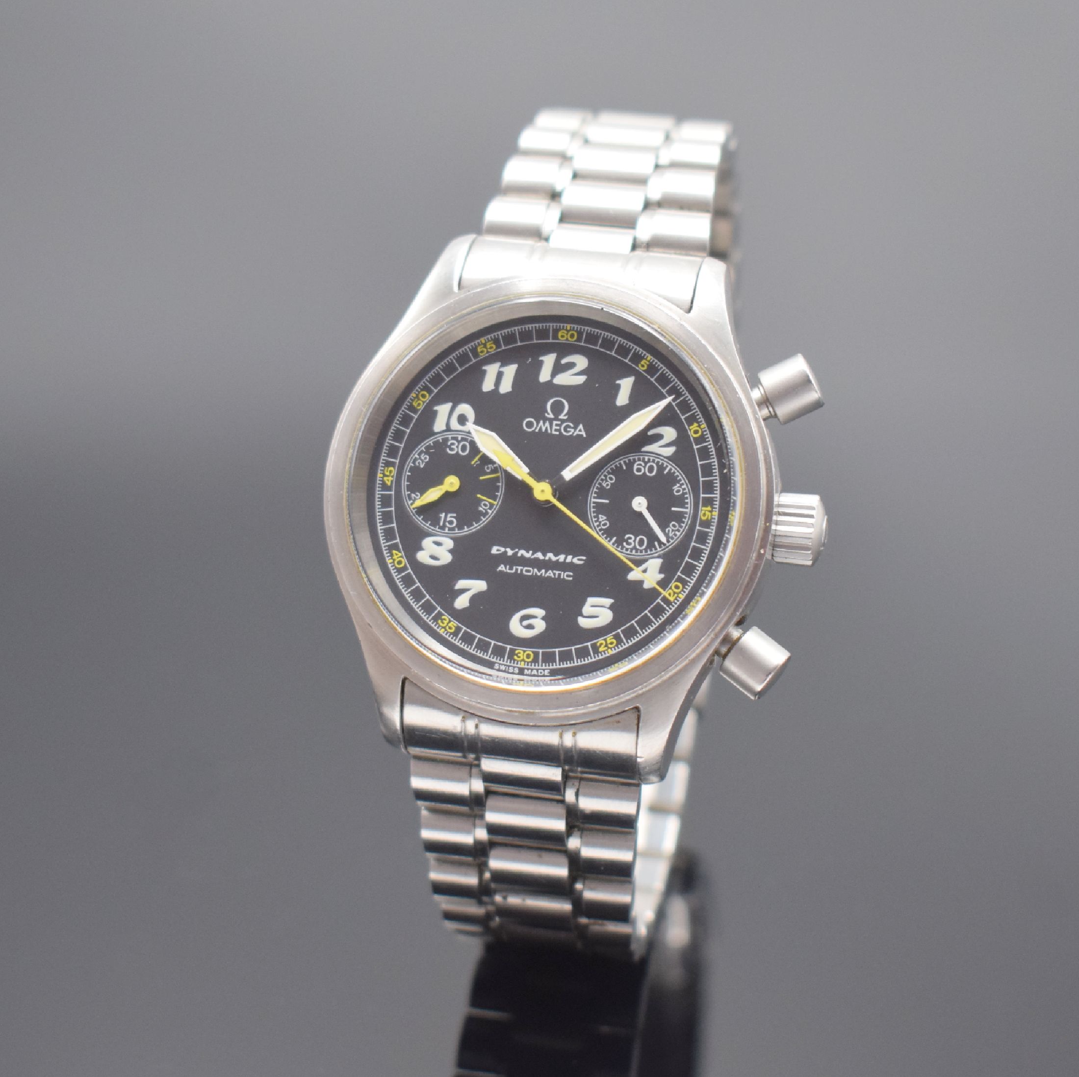 OMEGA Dynamic Herrenarmbanduhr mit Chronograph, Schweiz um 2004, Automatik, verschr. Stahlgeh., orig. Gliederband m. Faltschl., schwarzes Zifferblatt ...
