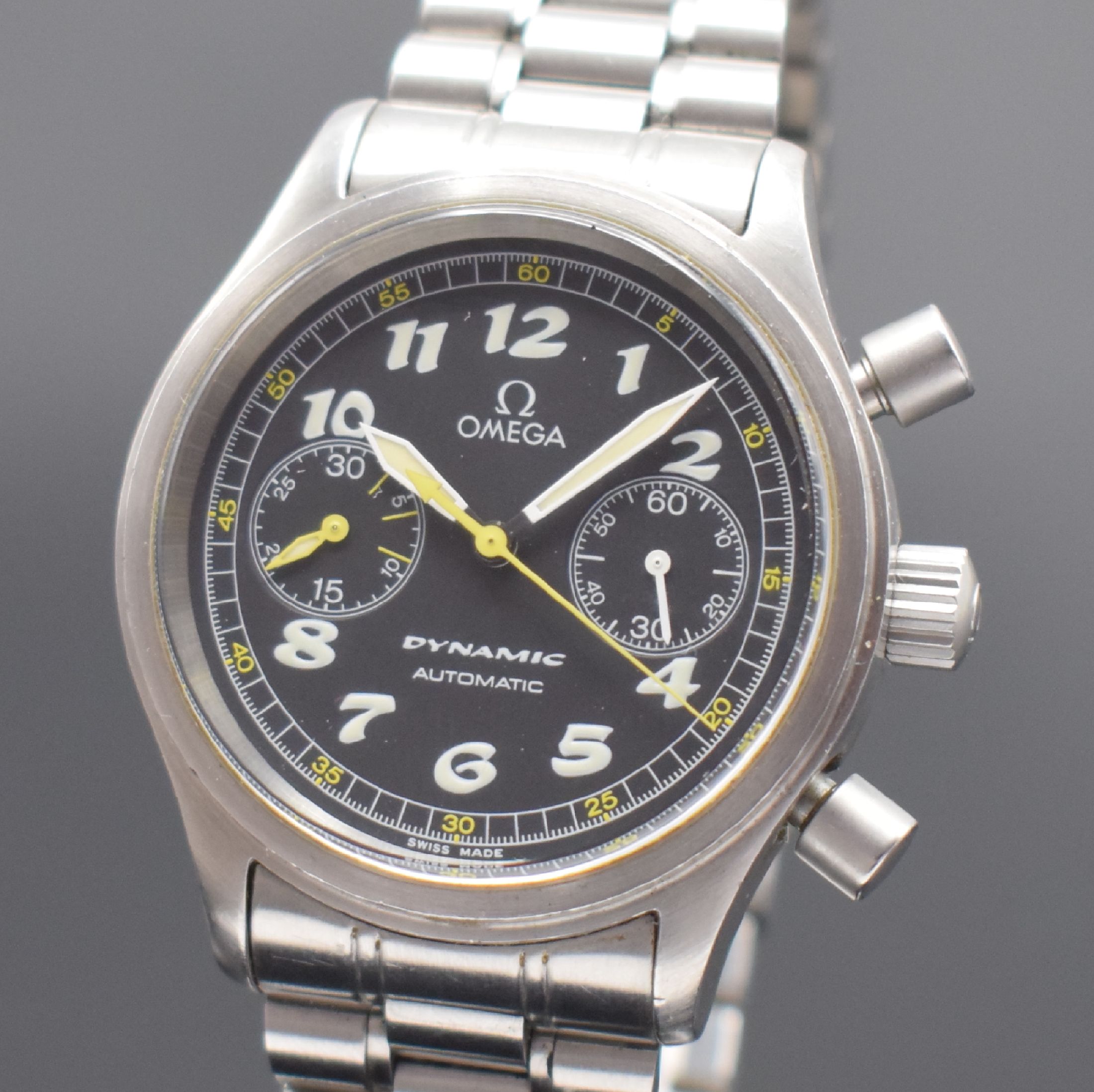Detail a: OMEGA Dynamic Herrenarmbanduhr mit Chronograph, Schweiz um 2004, Automatik, verschr. Stahlgeh., orig. Gliederband m. Faltschl., schwarzes Zifferblatt ...
