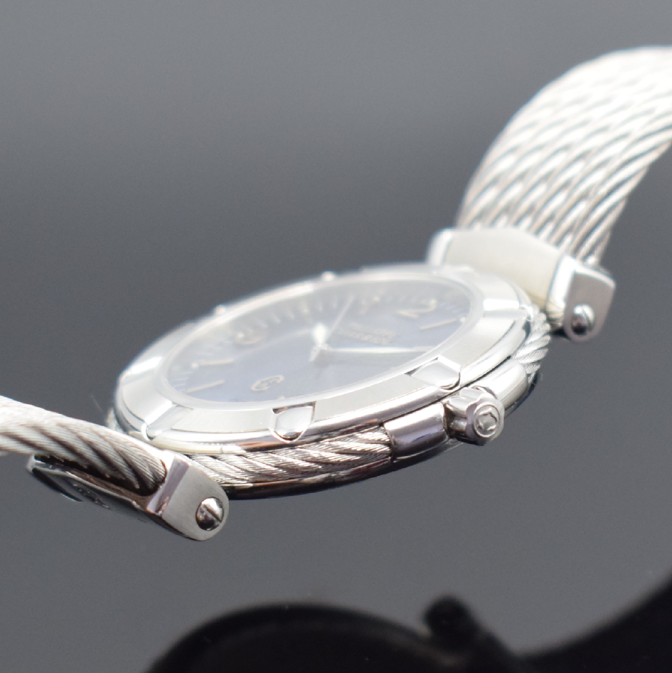 Detail c: PHILIPPE CHARRIOL Designerarmbanduhr, Schweiz um 1995, Edelstahlgeh. inkl. Gliederband aus gedrehtem Stahl, quarz, Boden aufgedr., blaues Zifferbl. ...