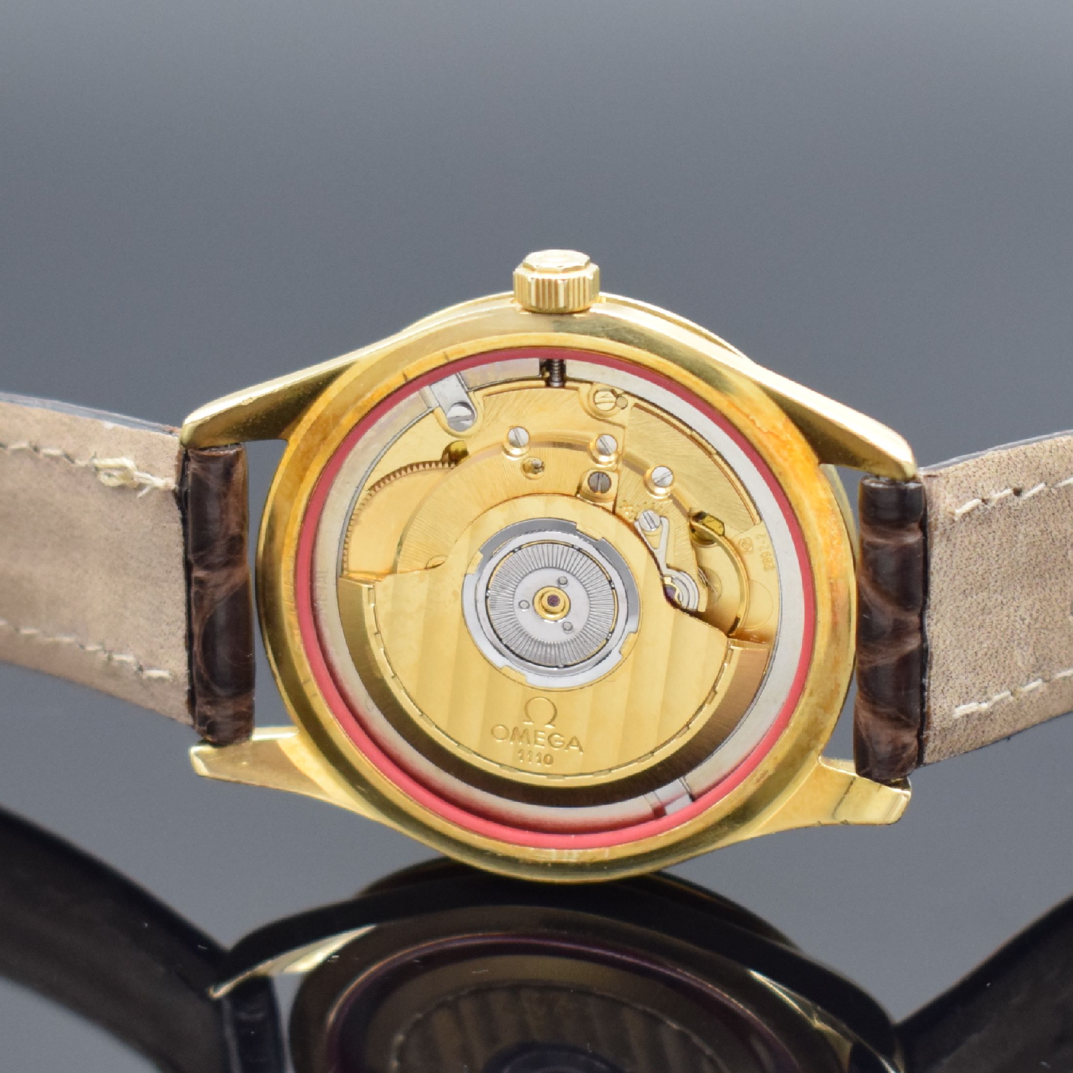 Detail d: OMEGA Herrenarmbanduhr "Speedmaster Classic" in GG 750/000 Referenz BA 166.0285, Automatik, Schweiz um 1990, Boden aufgedr., gold. ...