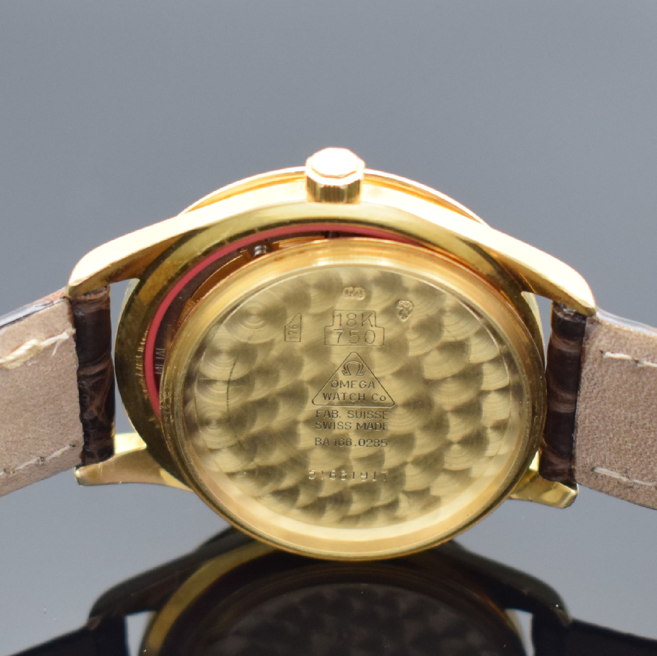Detail f: OMEGA Herrenarmbanduhr "Speedmaster Classic" in GG 750/000 Referenz BA 166.0285, Automatik, Schweiz um 1990, Boden aufgedr., gold. ...