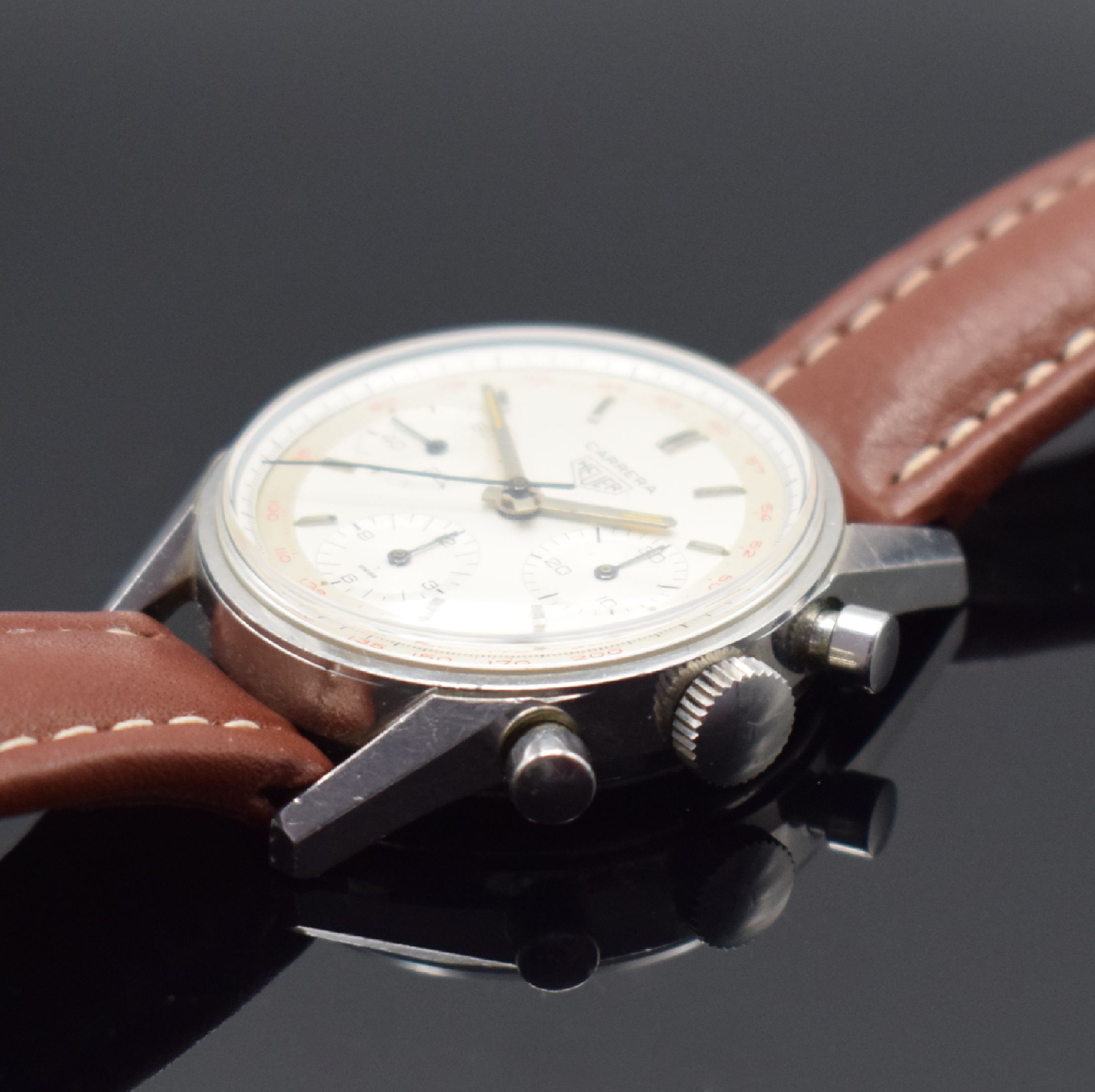 Detail c: HEUER Carrera seltener, legendäre Schaltradchronograph Referenz 2447, Handaufzug, Schweiz 1960er Jahre, Edelstahl, Boden geschr., silb. ...
