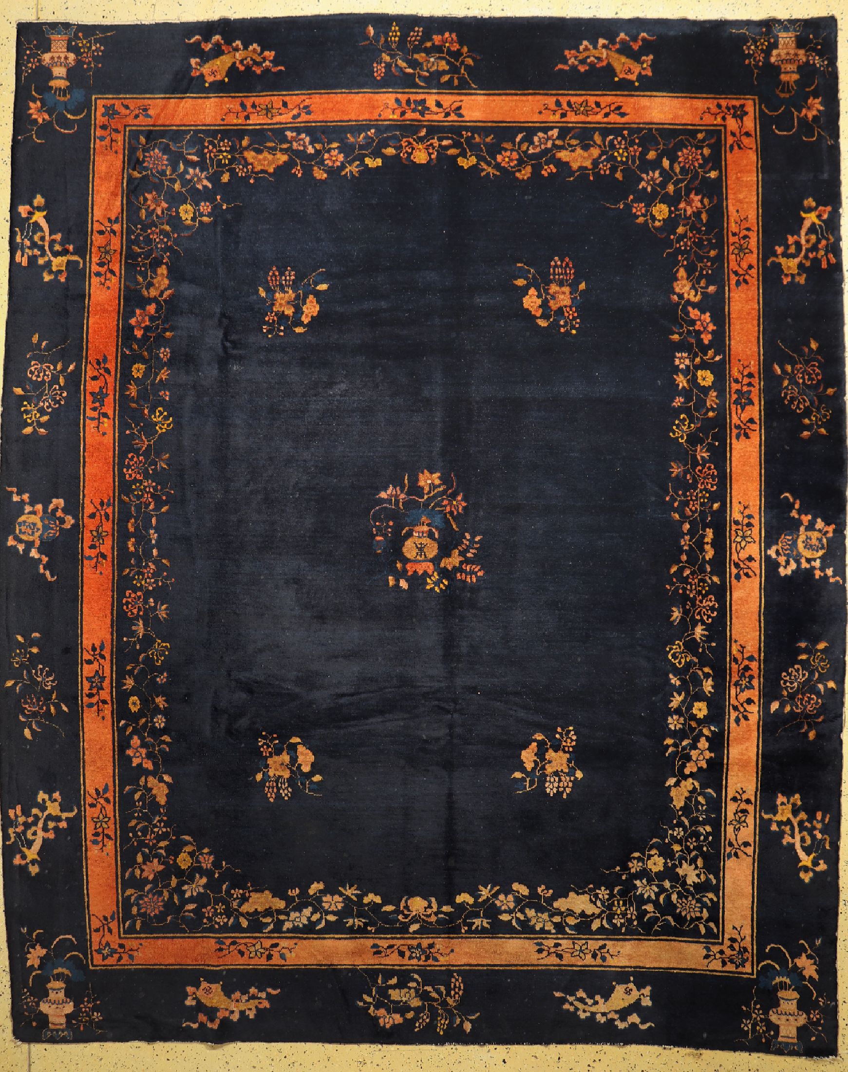Peking antik, China, um 1900, Wolle auf Baumwolle, ca. 350 x 286 cm, EHZ: 2-3