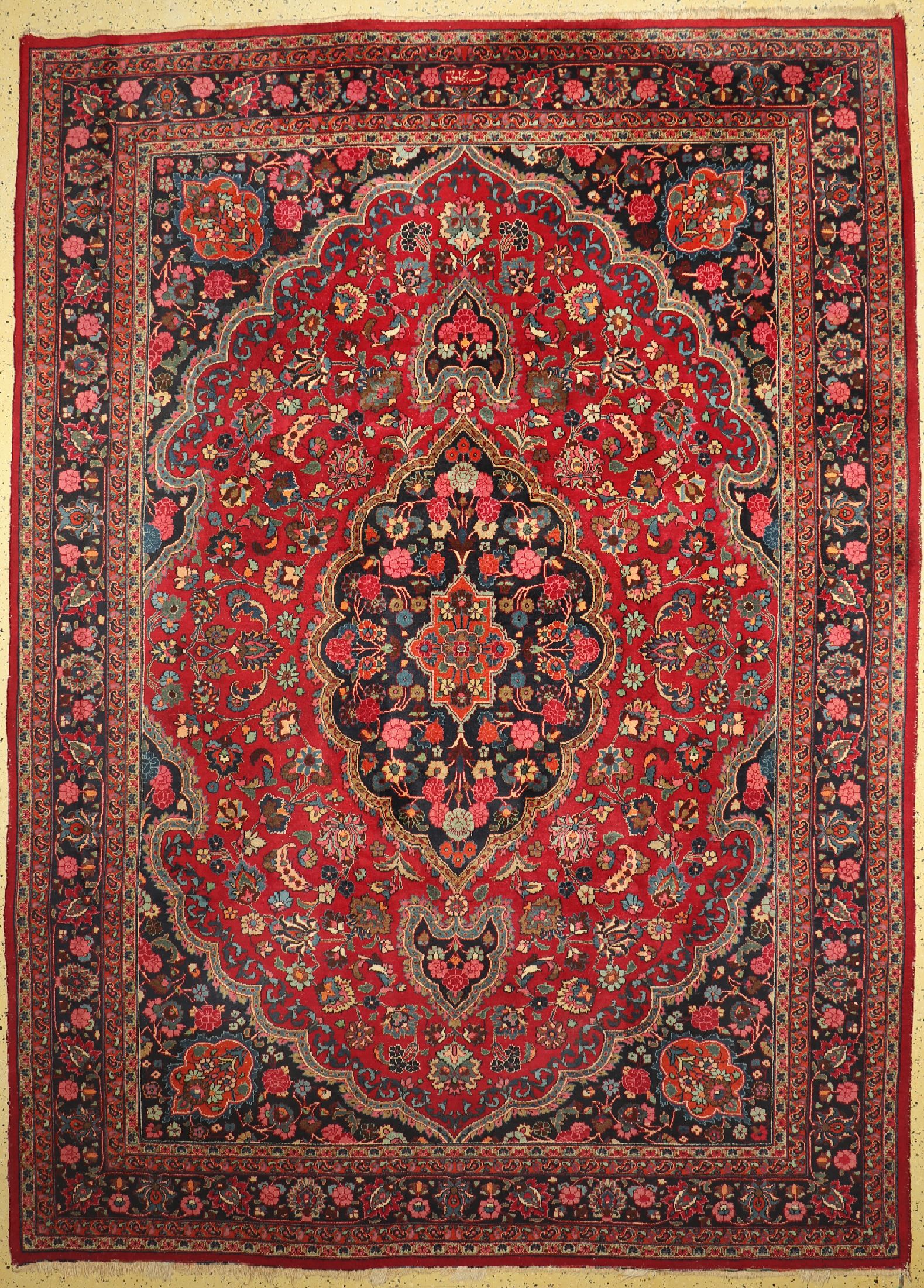 Mesched alt, Persien, um 1960, Wolle auf Baumwolle, ca. 352 x 252 cm, EHZ: 2