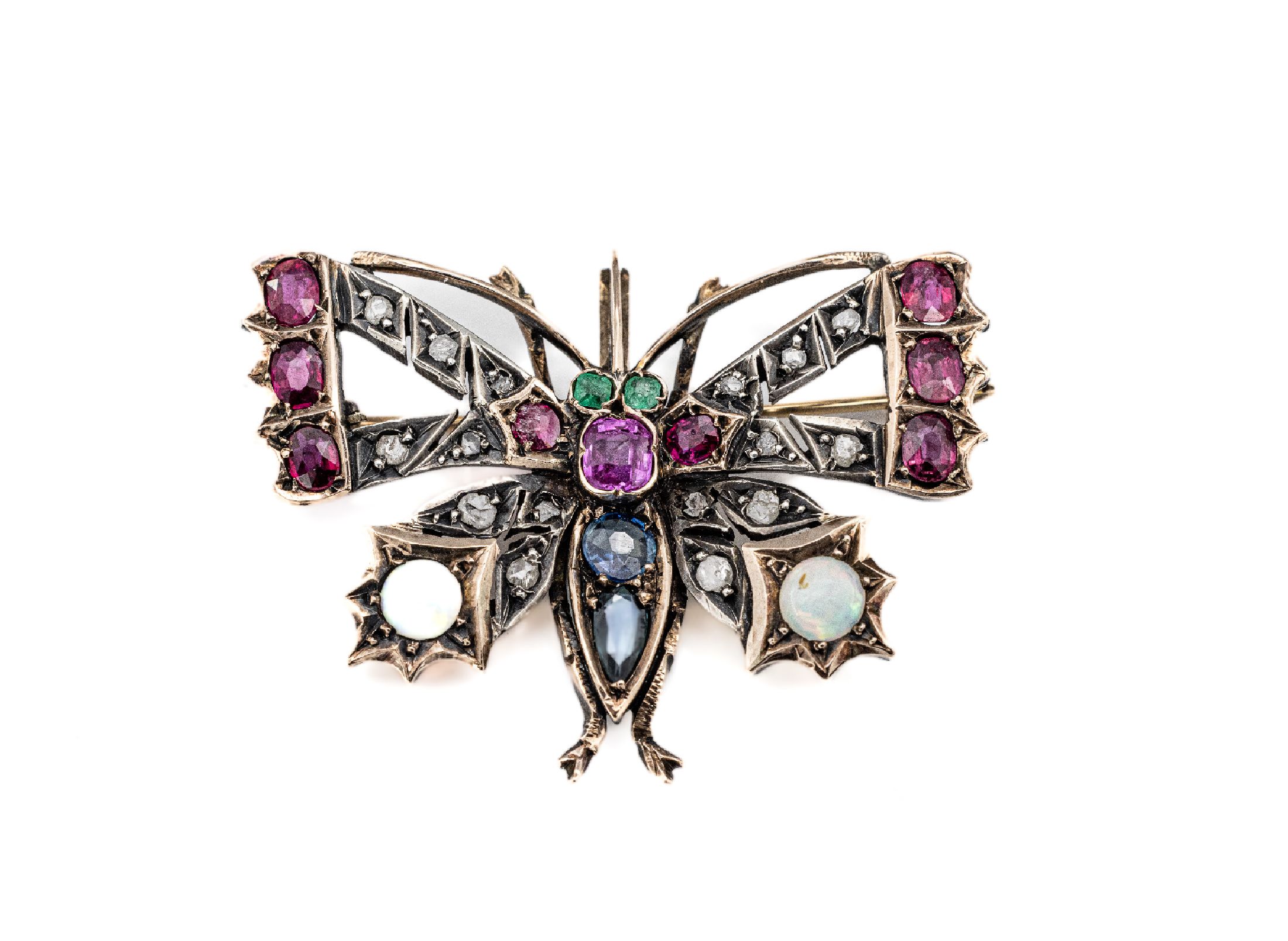 8 kt Gold Brosche "Schmetterling", um 1890, mit Farbsteinen, Opalen und Diamanten, GG 333/000, 9 rundfacett. Rubine 1x besch., zus. ca. 1.4 ...