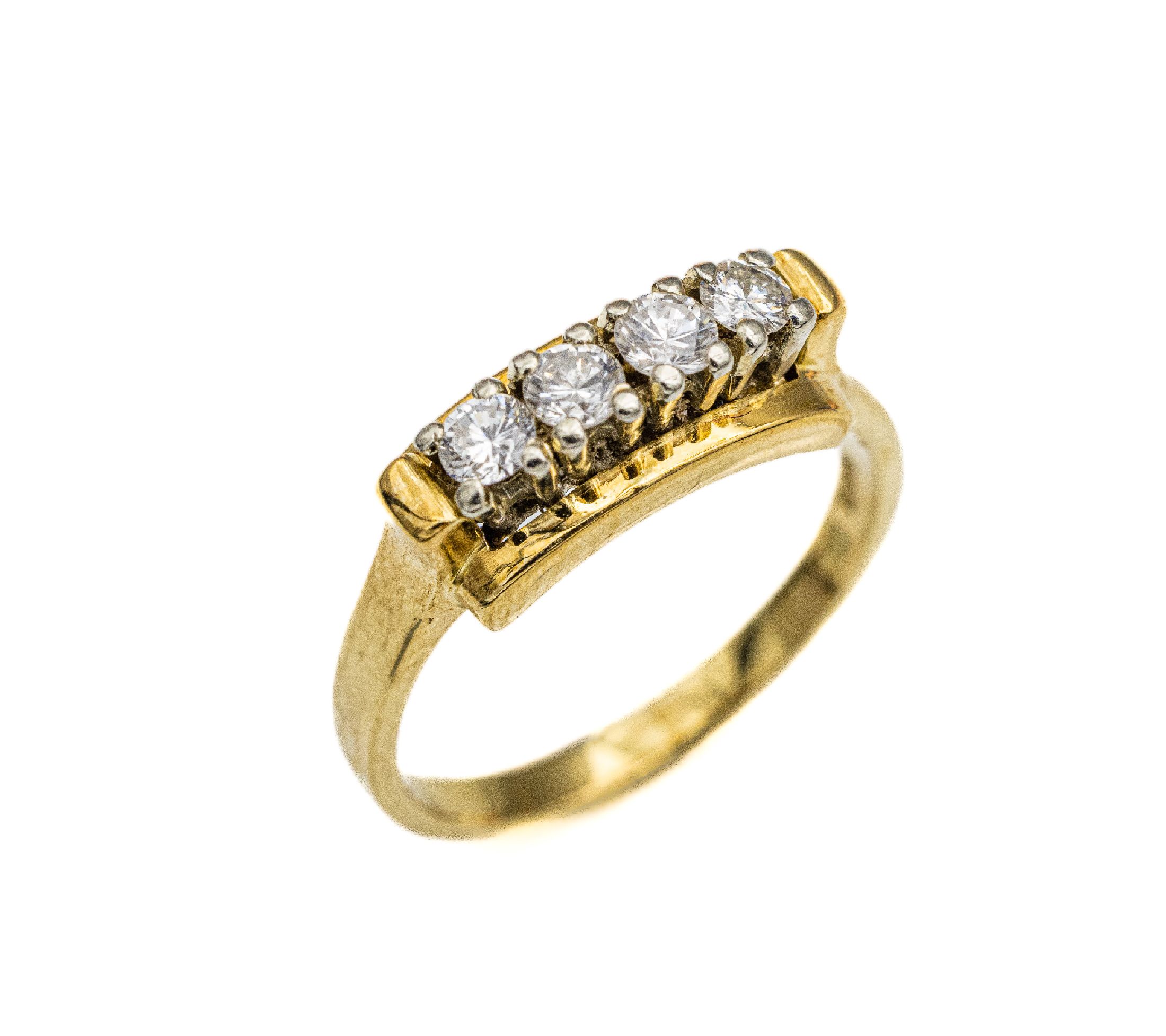 14 kt Gold Brillant-Ring, GG/WG 585/000, 4 Brillanten zus. ca. 0.40 ct Weiß/si, total ca. 4.7 g, reinigungsbed., RW 57