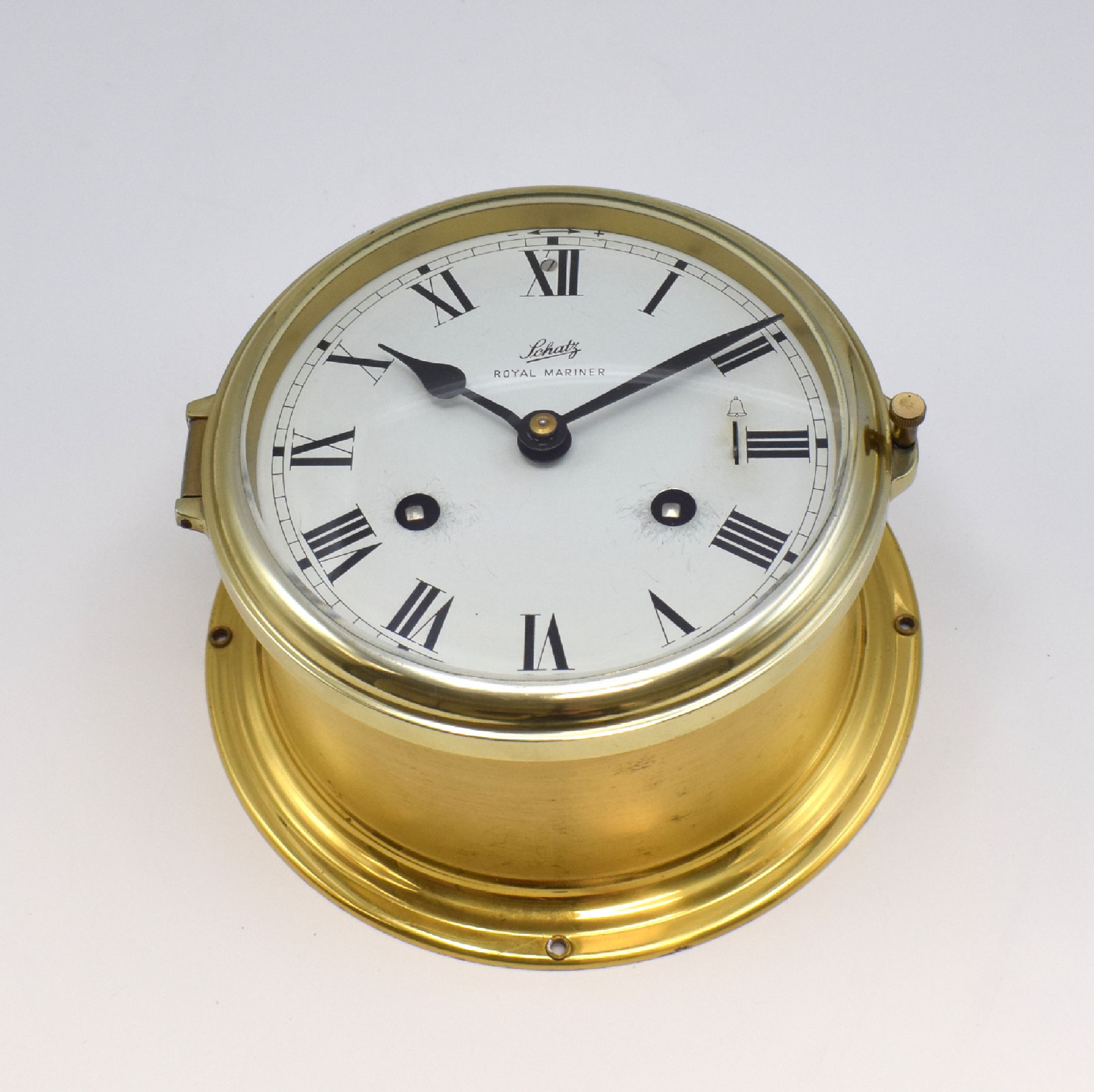 Detail a: SCHATZ Royal Mariner Glasenuhr, SCHATZ Barometer und BARIGO Hydrometer, Deutschland 2 Hälfte 20Jhd., alle in Messinggehäuse, 1) Schiffsuhr mit ...