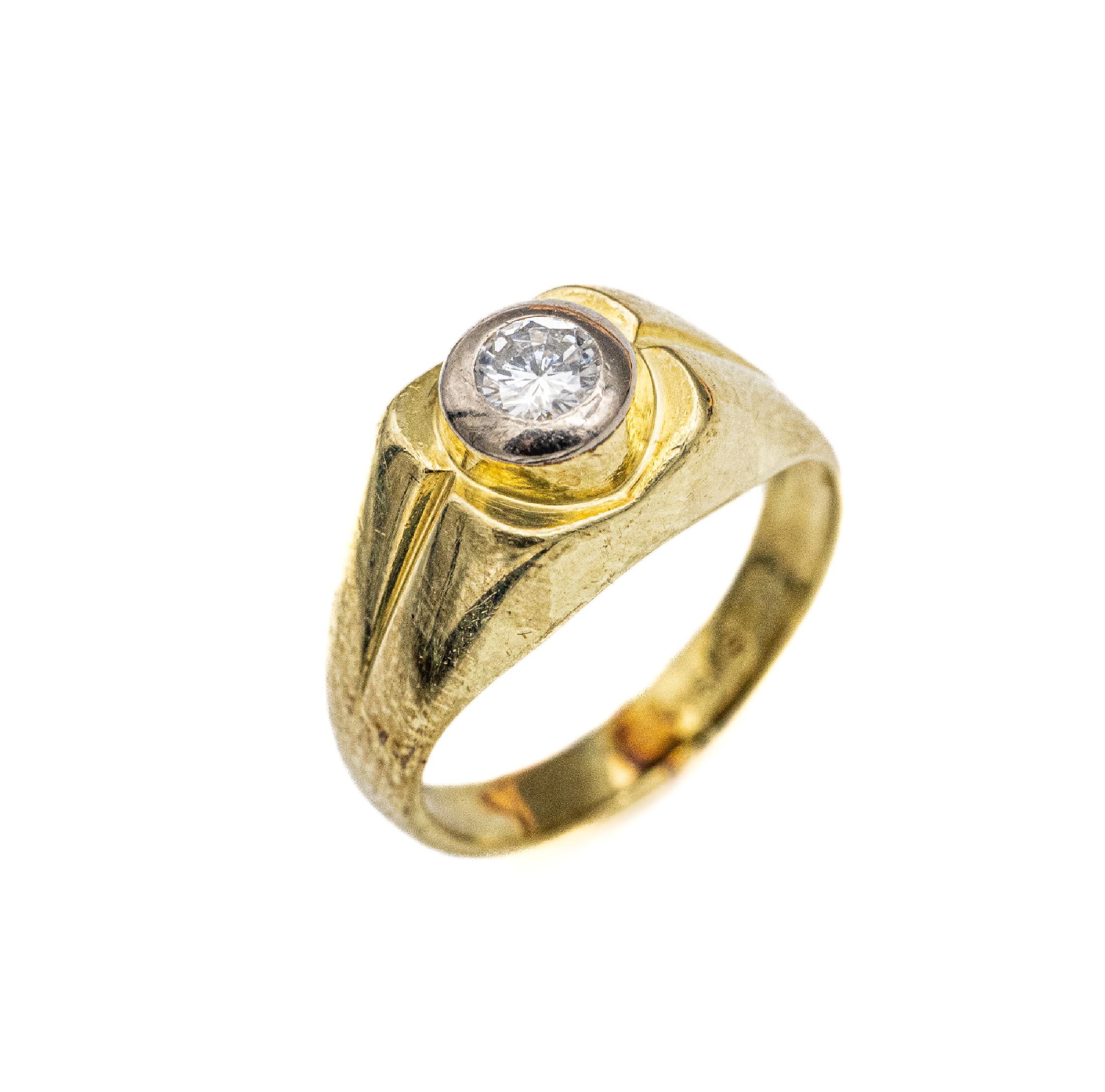 14 kt Gold Brillant-Ring, GG/WG 585/000, inWG gefasste Brillant ca. 0.23 ct (grav.) feines Weiß/si, RW 48.5, total ca. 3.9 g