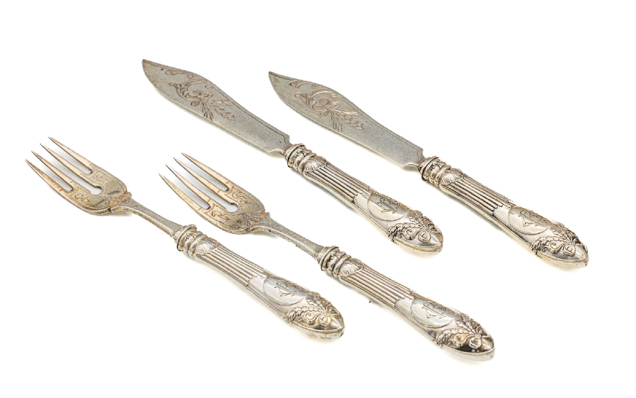 Fischbesteck für 6 Personen, 800er Silber, deutsch um 1910, Meistermarke A. Künne, Altena, klassizistischer Dekor mit Girlanden und Schleifen, ...