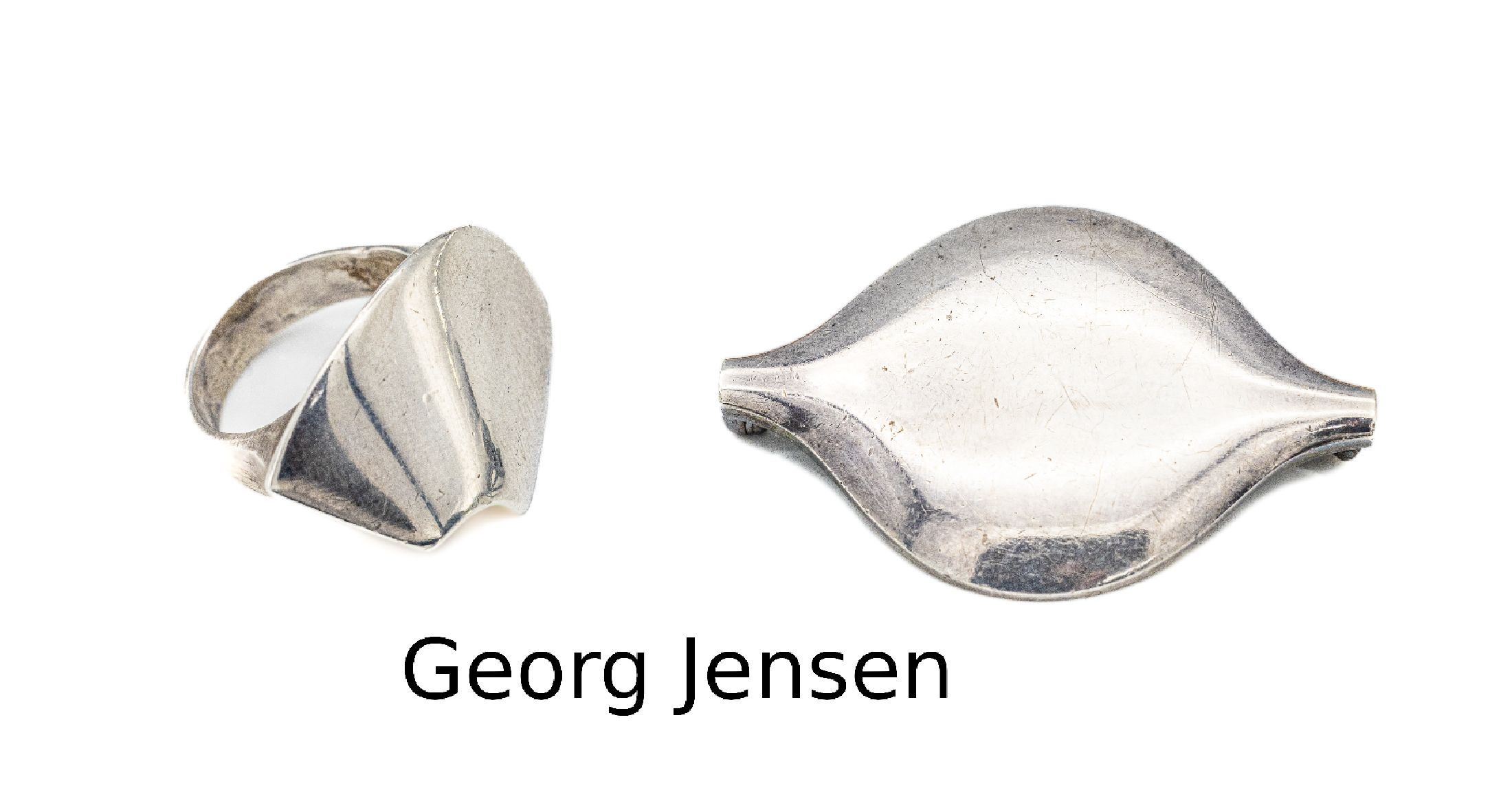 GEORG JENSEN Konvolut, 925er Silber, Dänemark nach 1945, best. aus Ring, RW 52, schlichtes Design, massive Ausführung, und 1 Brosche, Modell 353 ...