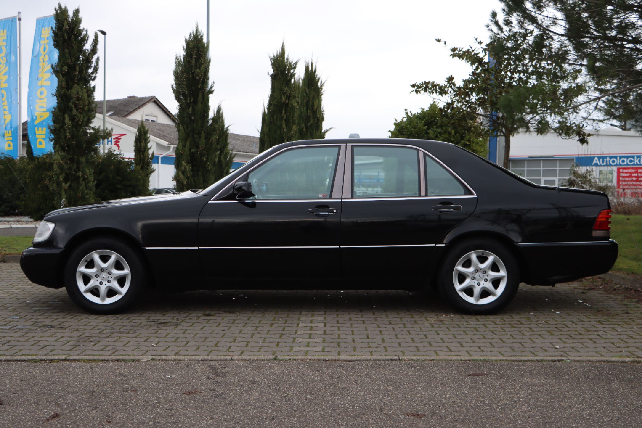 Detail b: Mercedes-Benz S 500 W140, Fahrgestellnummer: WDB1400501A116244, EZ 11/1992, 2. Hand, Laufleistung ca. 157.200 km abgelesen, 235 kW/320 PS, ...