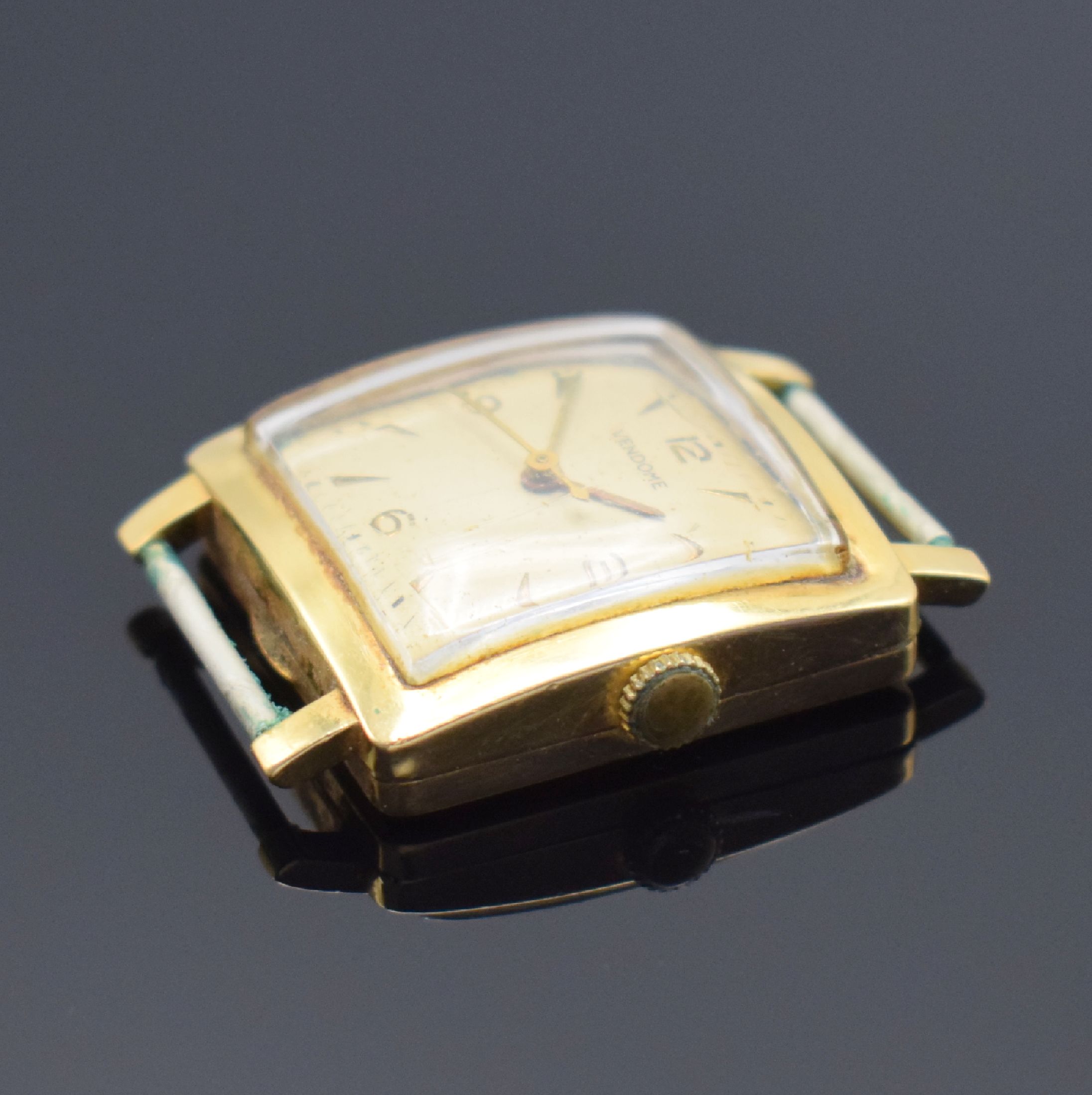 Detail a: VENDOME Armbanduhr in GG 750/000, Schweiz um 1960, Automatik, Boden aufgedr., Zifferbl. pat./fl., gold. Ind. und arab. Zahlen, gold. Zeiger, Kal. ...