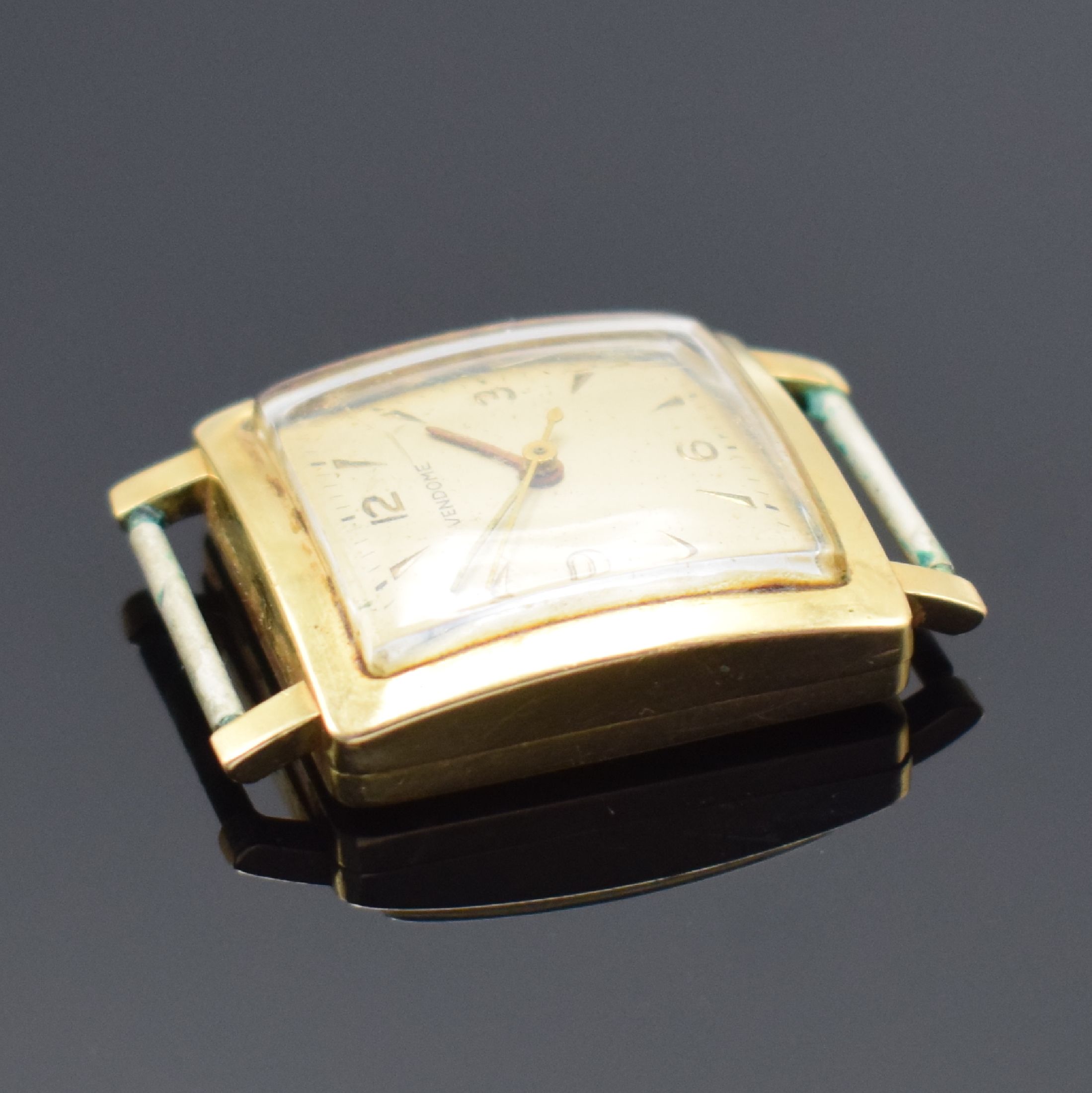 Detail c: VENDOME Armbanduhr in GG 750/000, Schweiz um 1960, Automatik, Boden aufgedr., Zifferbl. pat./fl., gold. Ind. und arab. Zahlen, gold. Zeiger, Kal. ...