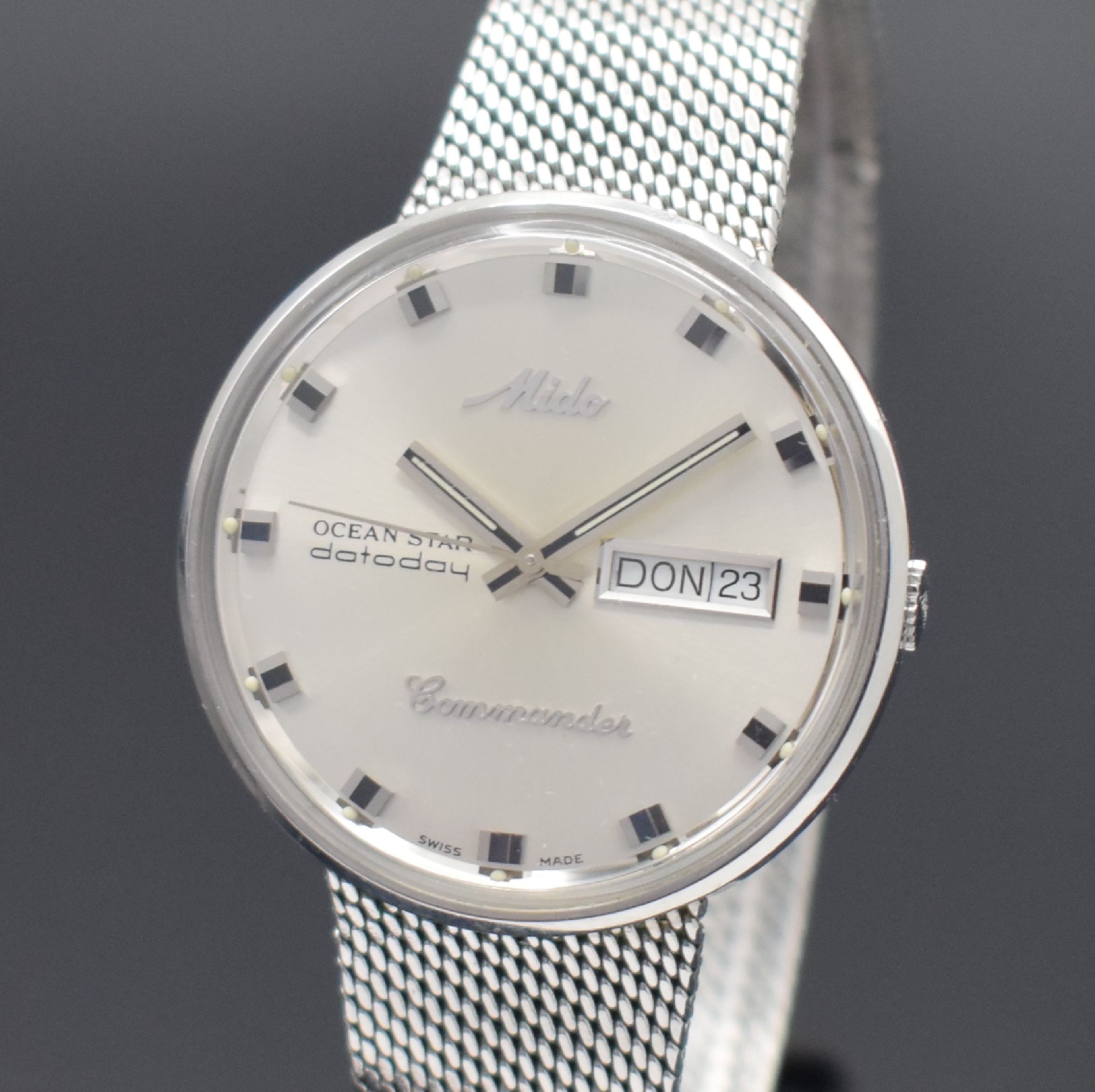 Detail a: MIDO Commander Herrenarmbanduhr Serie Ocean Star Datoday Referenz 636-8429, Automatik, Edelstahlgeh. inkl. orig. Edelstahlband, Aquadura-Prinzip, ...