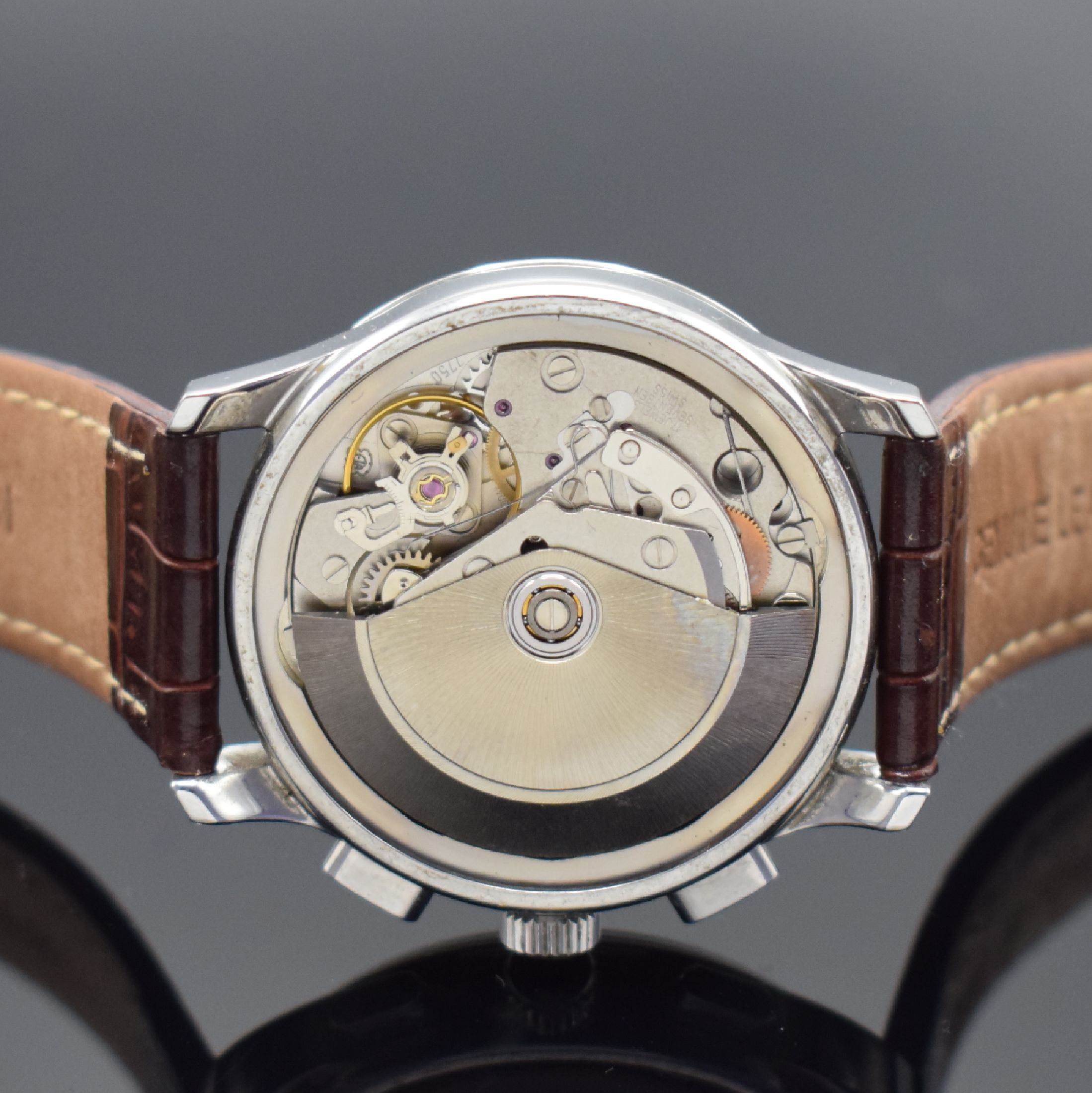 Detail e: COMOR Armbandchronograph Modell "Grand Prix d'Europe", Automatik, Schweiz um 1995, Sonderauflage in Edelstahl, Boden aufgedr., ...