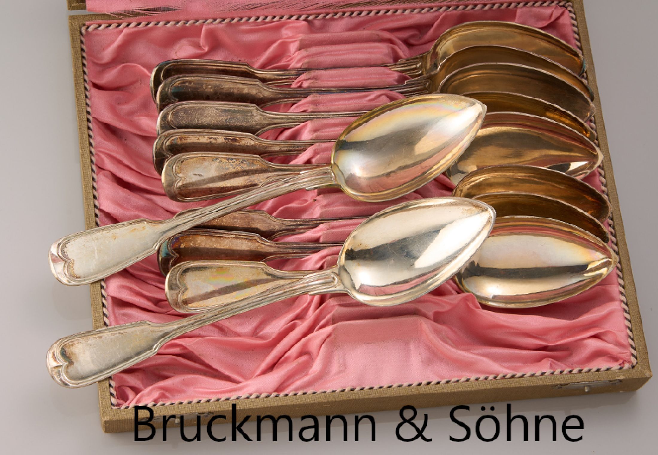 10 Menuelöffel, 800er Silber, Spatenmuster,L. ca. 21 cm, Hersteller Bruckmann & Söhne/Heilbronn, in Etui, ca. 550 g