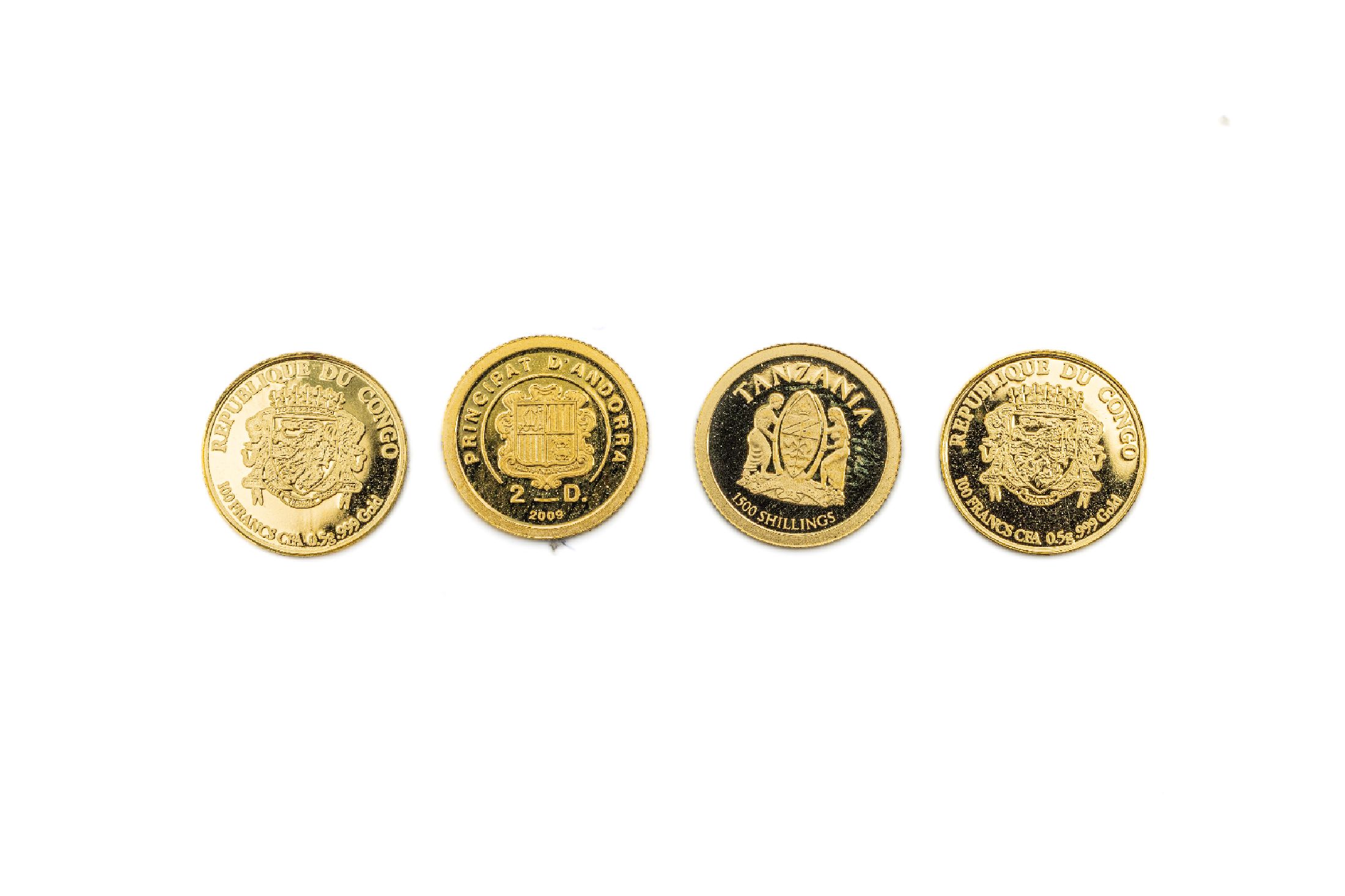 Detail a: Konvolut 4 Goldmünzen, GG 999/000, 4 x "kleinste Goldmünze der Welt", 1 x 100 Francs Auferstehung Jesus, 1 x 100 Francs Mutter Teresa, 1 ...
