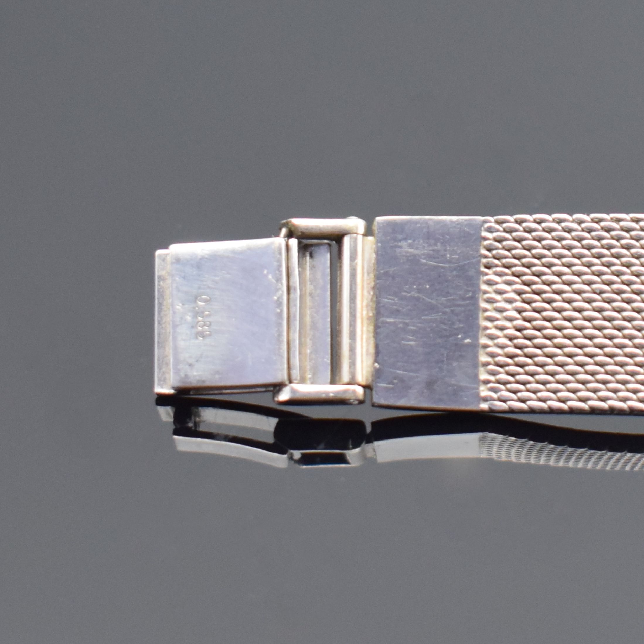 Detail b: SEIKO Armbanduhr in WG 585/000, Japan 1970er Jahre, quarz, Boden aufgedr., Lünette aufw. mit Diamanten bes., silb. Zifferbl. m. aufgel. Indizes ...