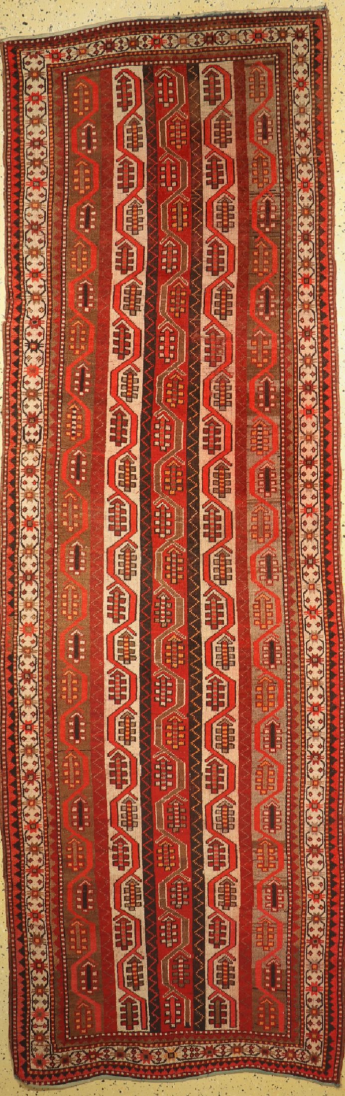 Karabagh antik, Kaukasus, um 1900, Wolle auf Wolle, ca. 360 x 114 cm, EHZ: 3