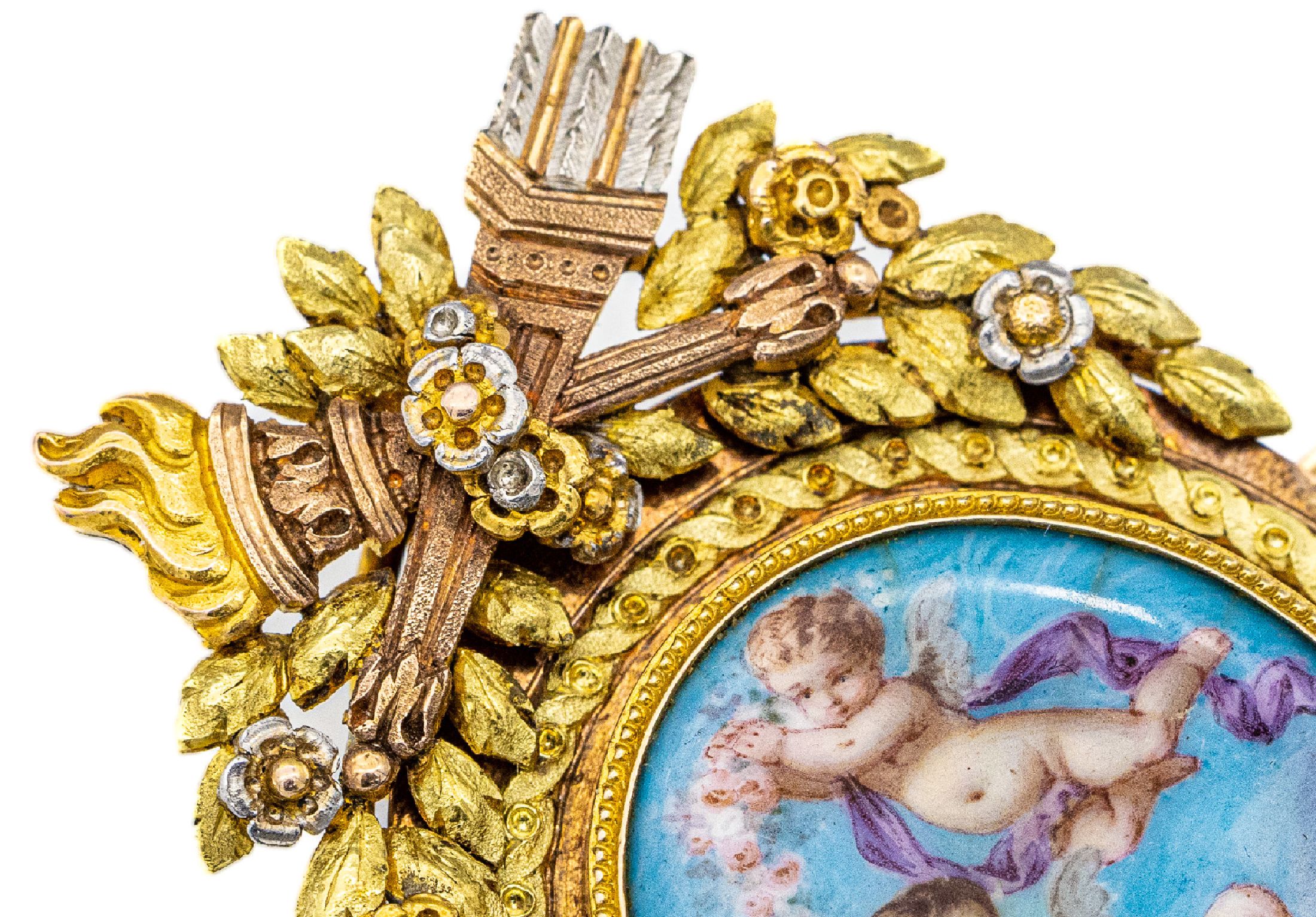 Detail a: 18 kt Gold Memory-Brosche/Anhänger, Frankreichum 1870/80, GG/RG/Grüngold, Adlerkopfpunze,Meistermarke in Raute HD, Porzellaneinlage mitbunter ...